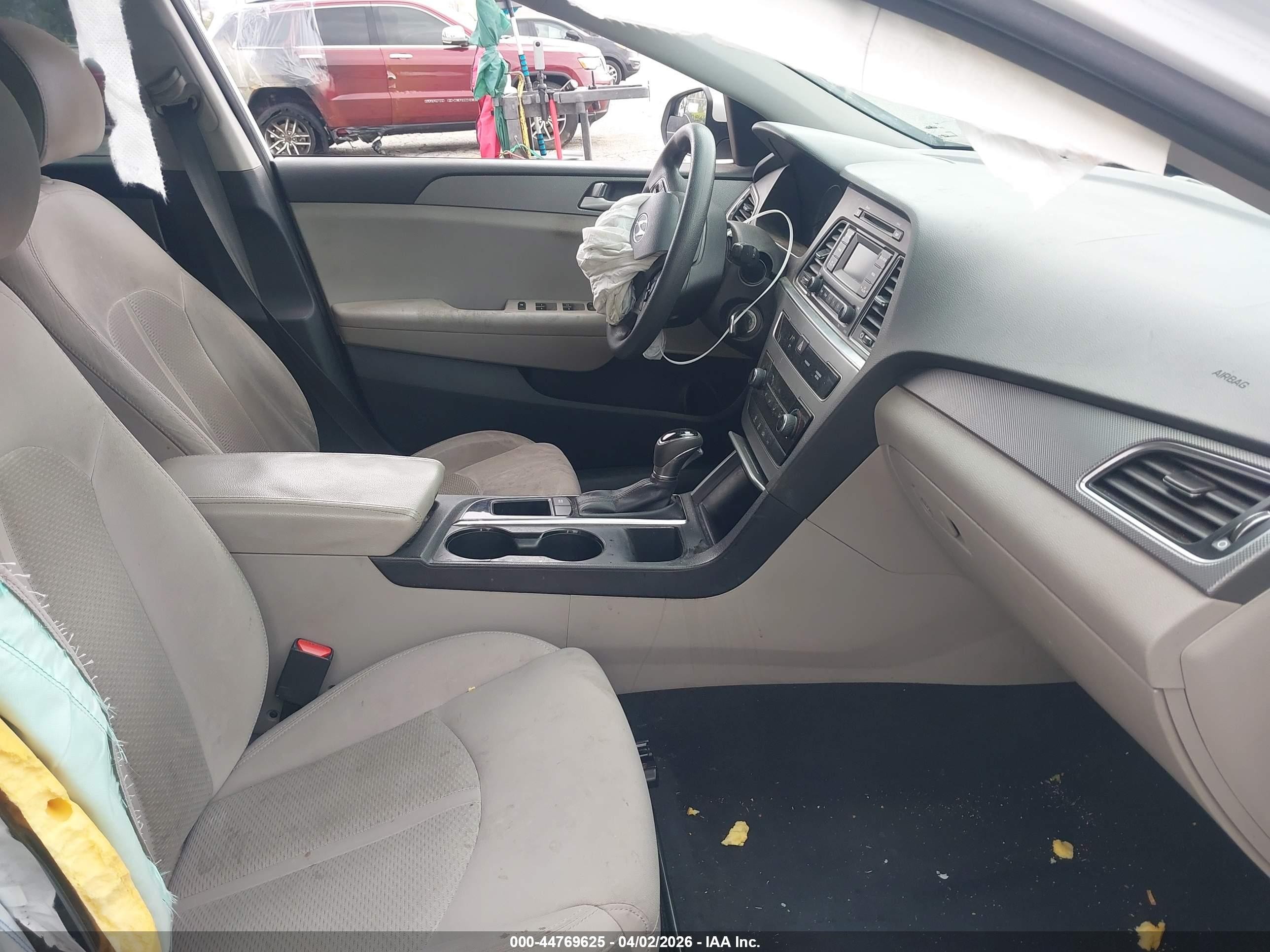 2015 Hyundai Sonata Se White vin: 5NPE24AF8FH014105