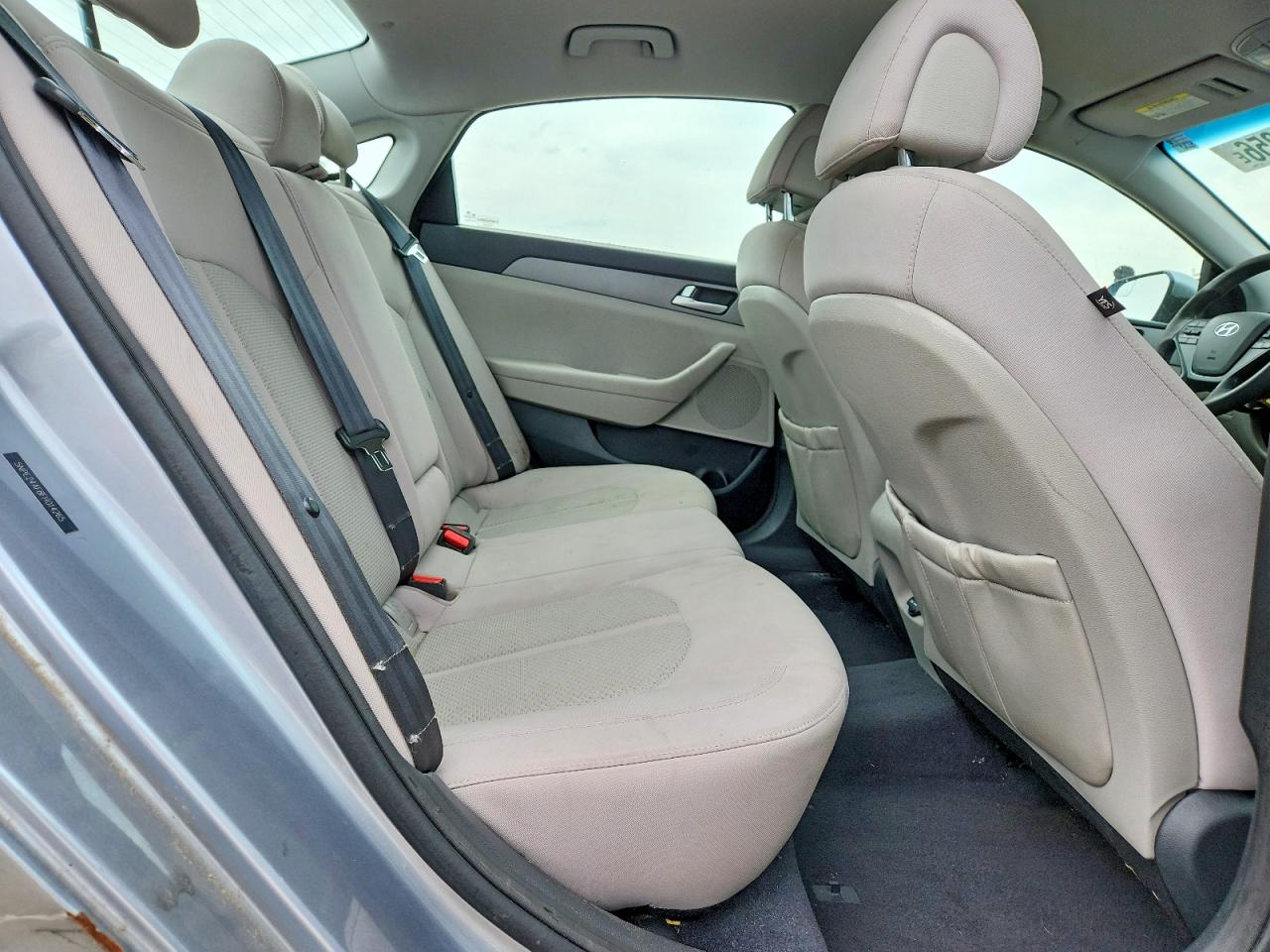 2015 Hyundai Sonata Se Серебряный vin: 5NPE24AF8FH014265