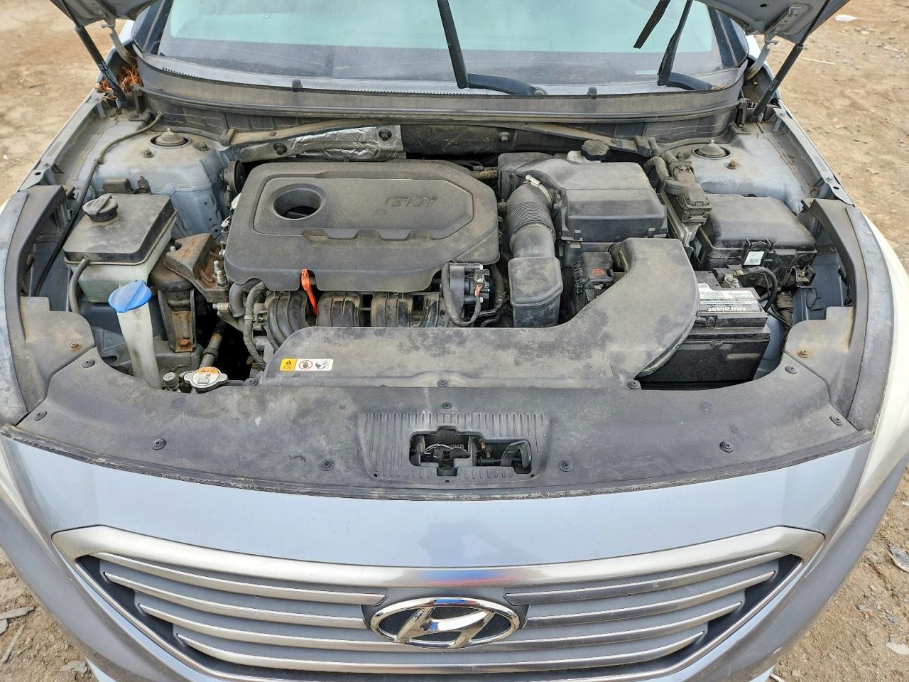 2015 Hyundai Sonata Se Серебряный vin: 5NPE24AF8FH014265