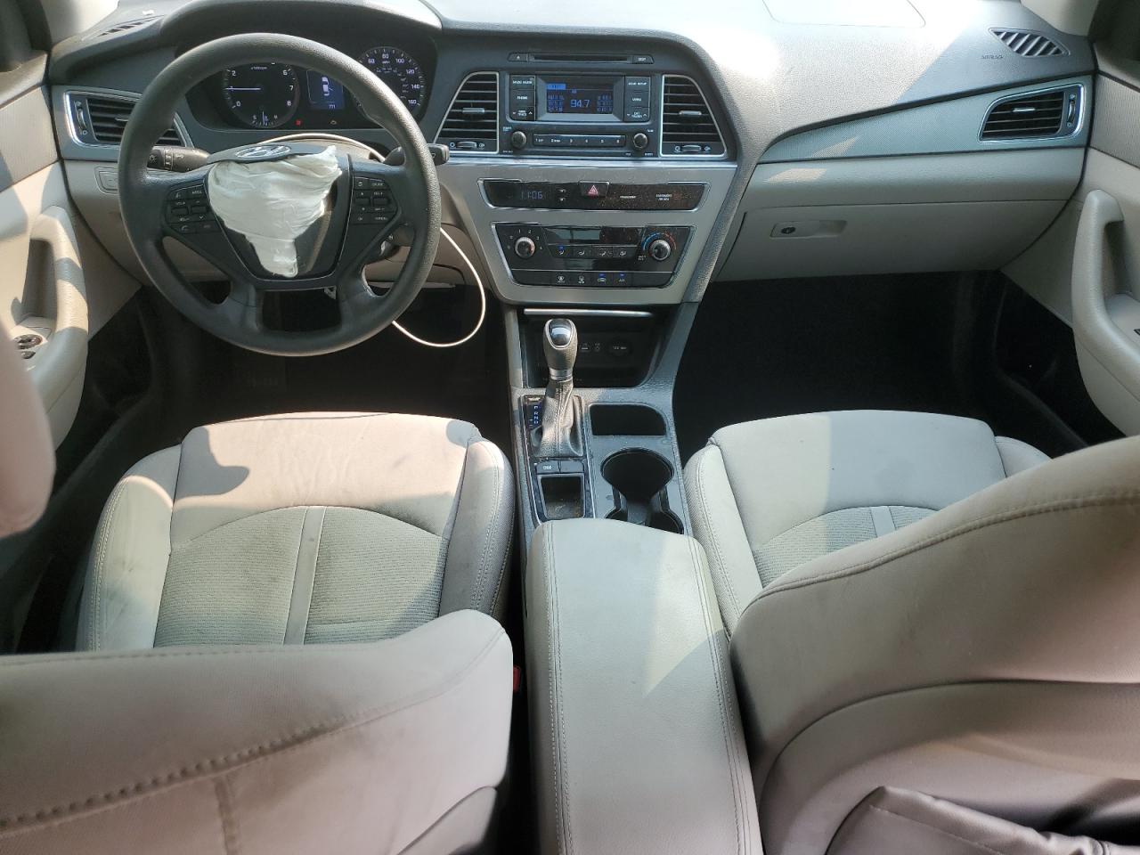2015 Hyundai Sonata Se White vin: 5NPE24AF8FH026819