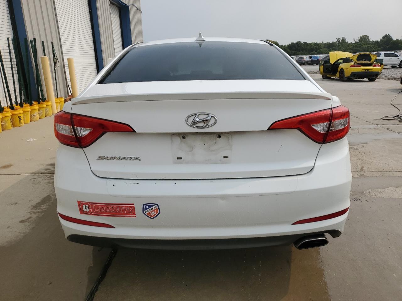 2015 Hyundai Sonata Se White vin: 5NPE24AF8FH026819