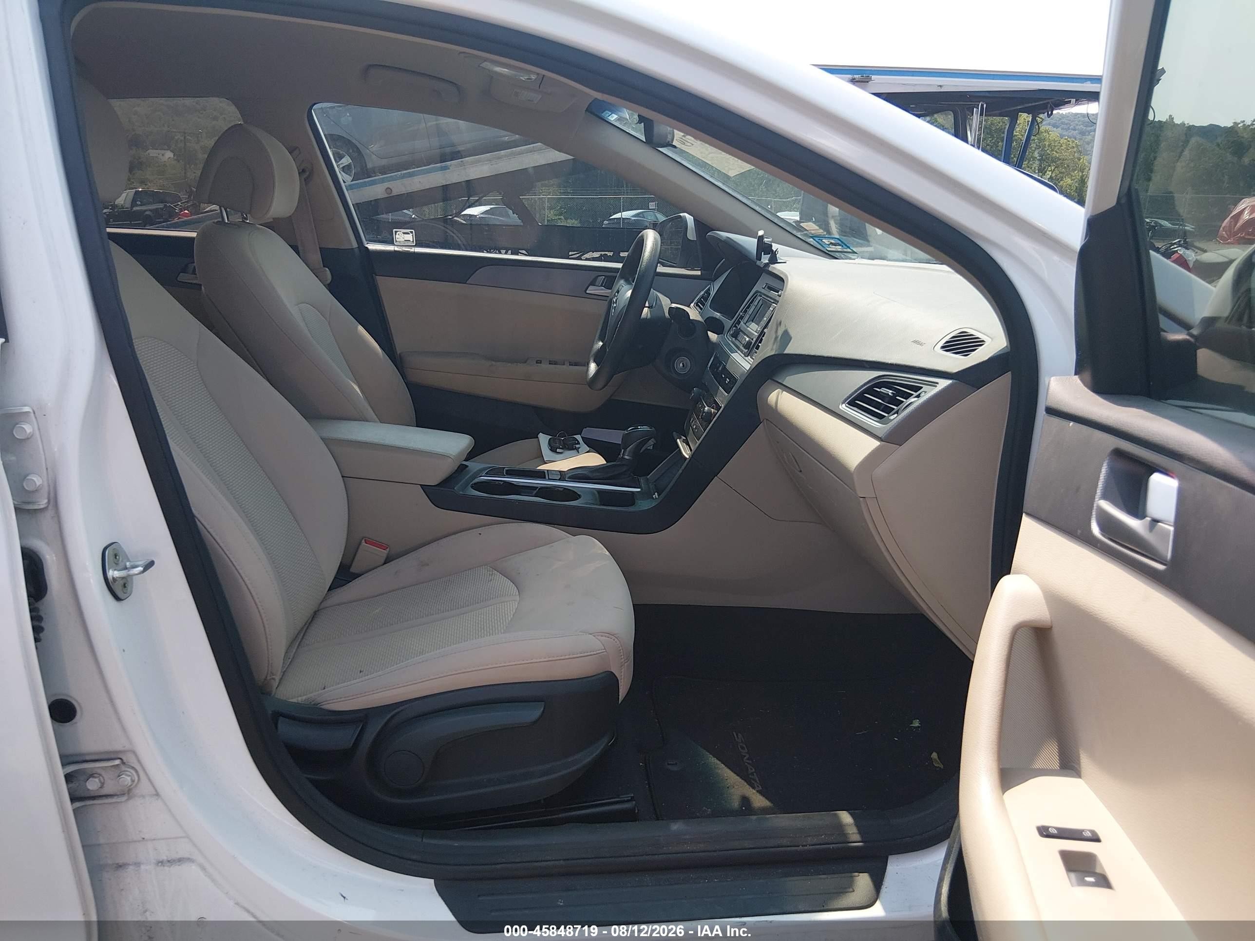 2015 Hyundai Sonata Se White vin: 5NPE24AF8FH085806