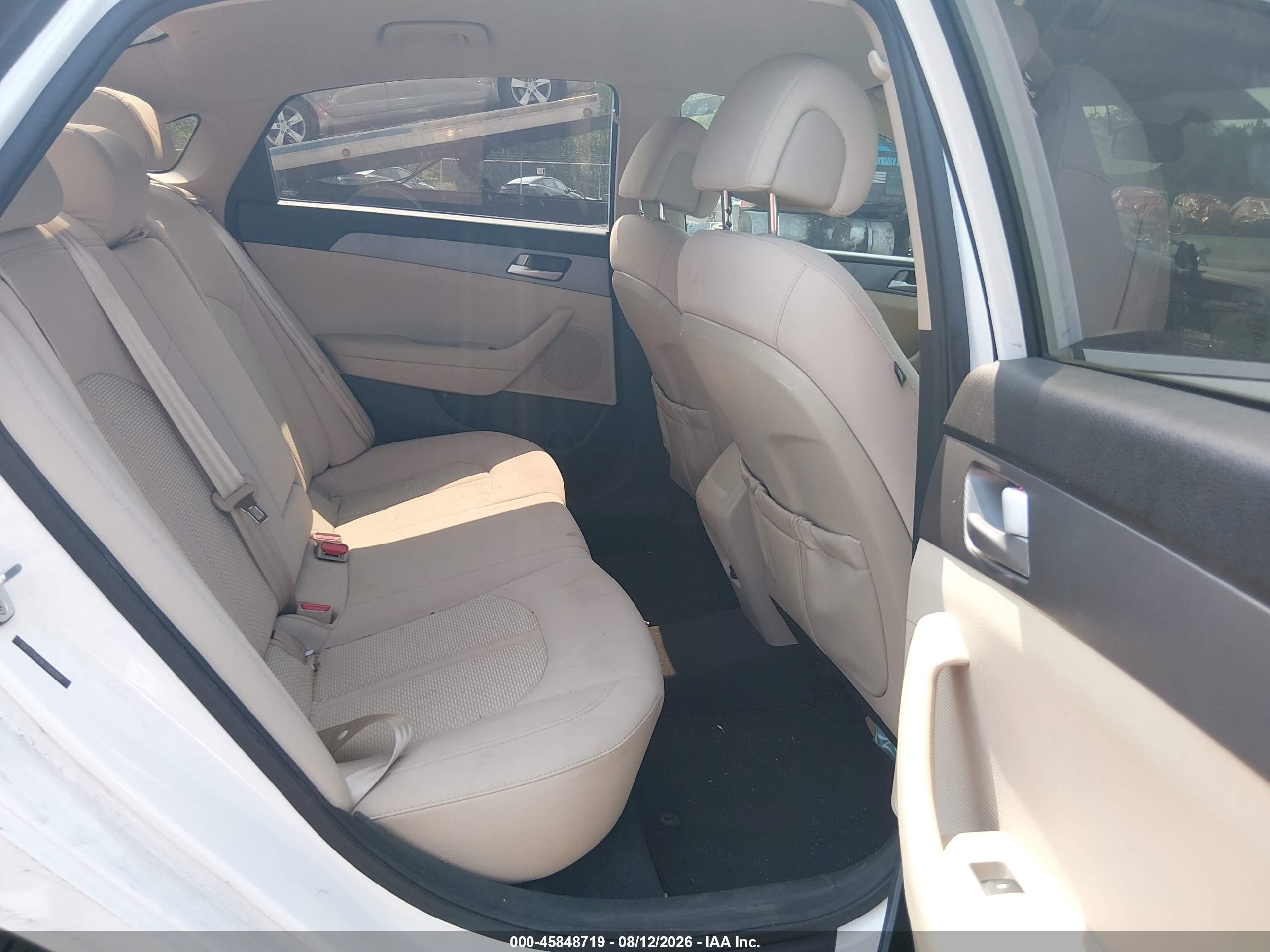 2015 Hyundai Sonata Se White vin: 5NPE24AF8FH085806