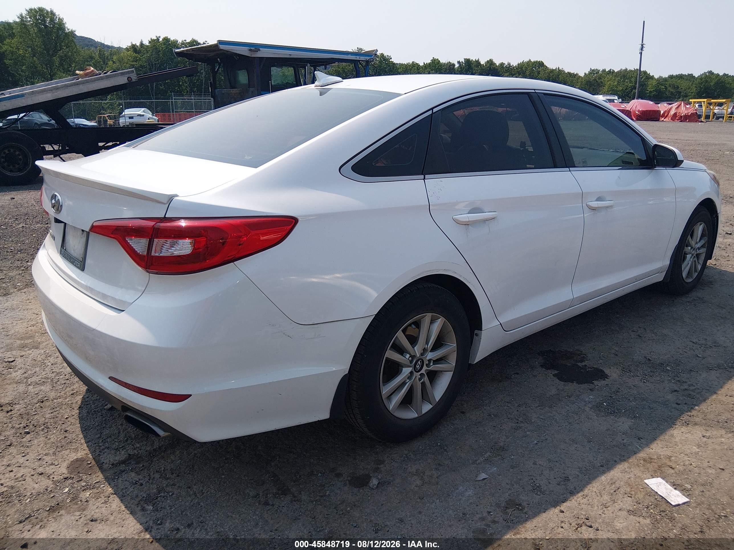 2015 Hyundai Sonata Se White vin: 5NPE24AF8FH085806