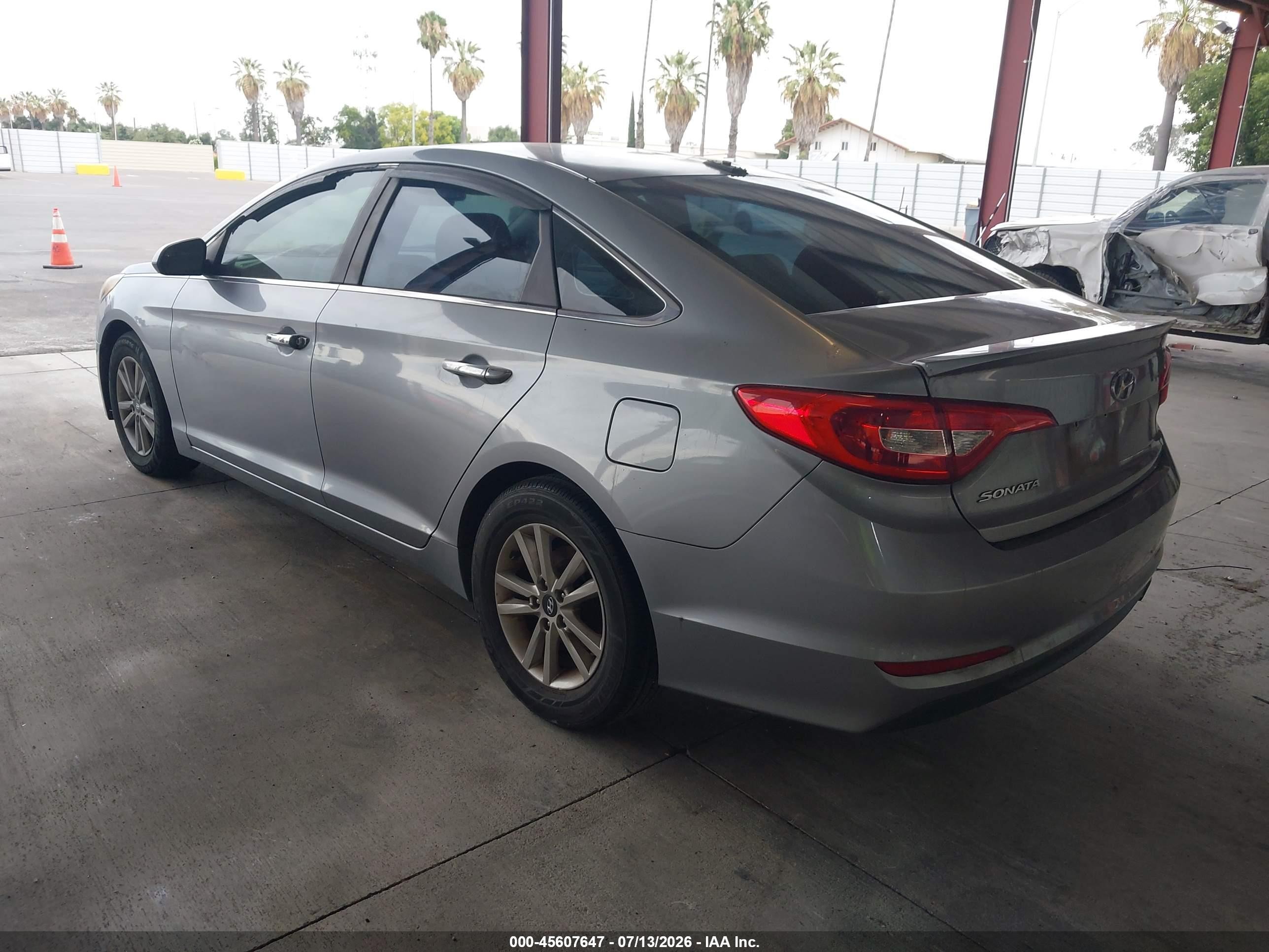 2015 Hyundai Sonata Se Silver vin: 5NPE24AF8FH118335
