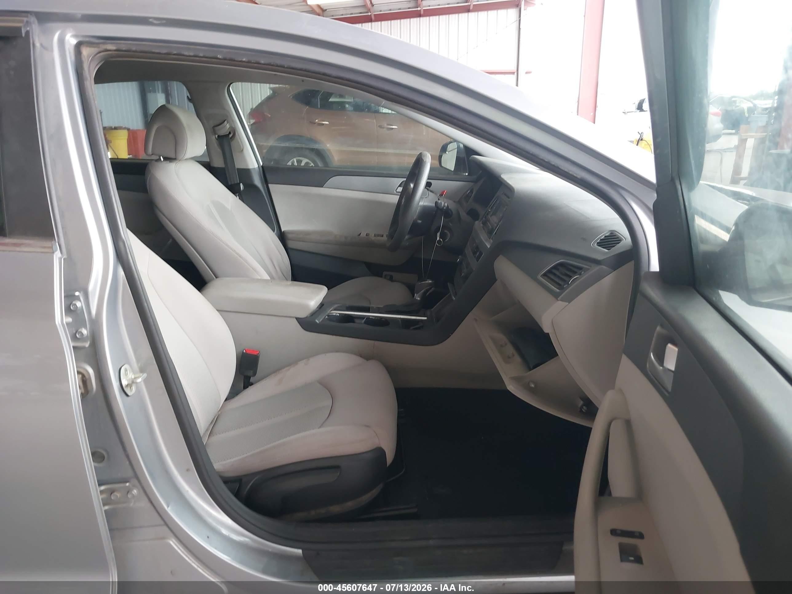 2015 Hyundai Sonata Se Silver vin: 5NPE24AF8FH118335