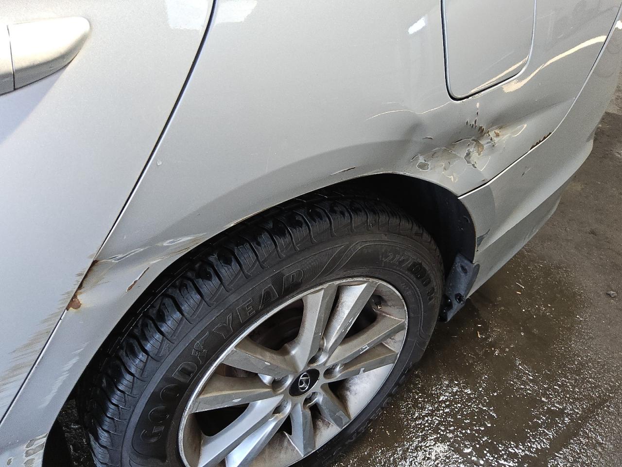 2015 Hyundai Sonata Se Серебряный vin: 5NPE24AF8FH146474 Damage: Left Qtr Panel, Severe Damage, Replacement Required
