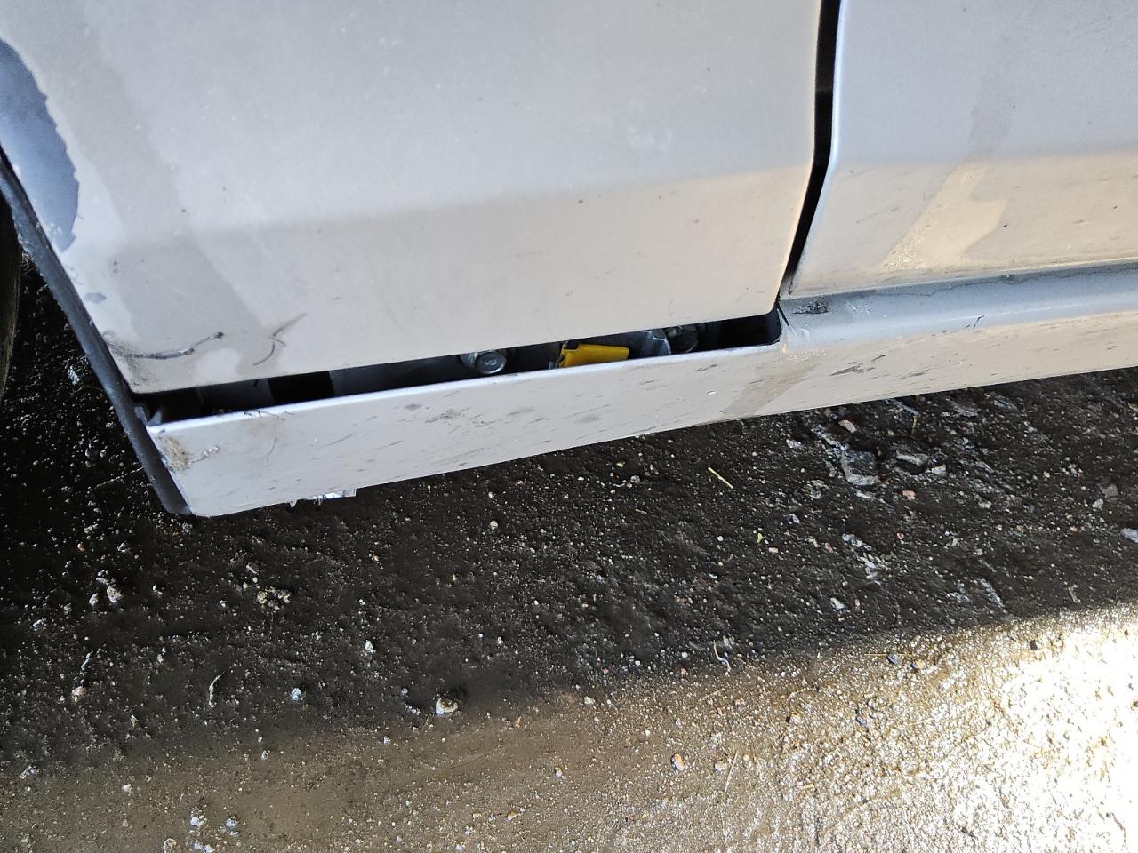 2015 Hyundai Sonata Se Серебряный vin: 5NPE24AF8FH146474 Damage: Left Rocker Panel Molding, Broken, Replacement Required