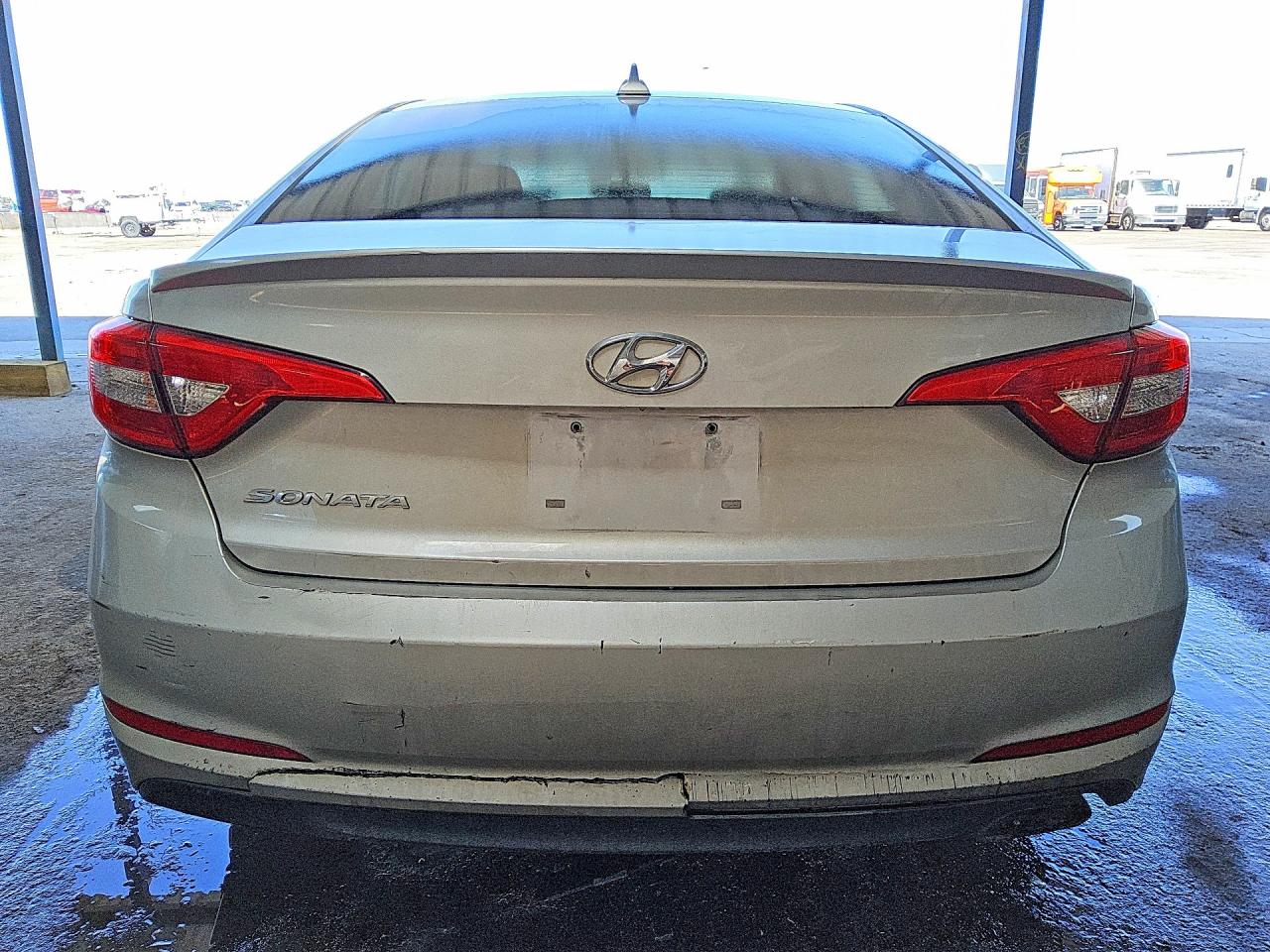 2015 Hyundai Sonata Se Серебряный vin: 5NPE24AF8FH146474