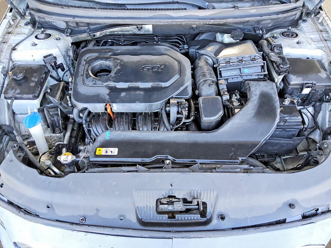 2015 Hyundai Sonata Se Серебряный vin: 5NPE24AF8FH146474
