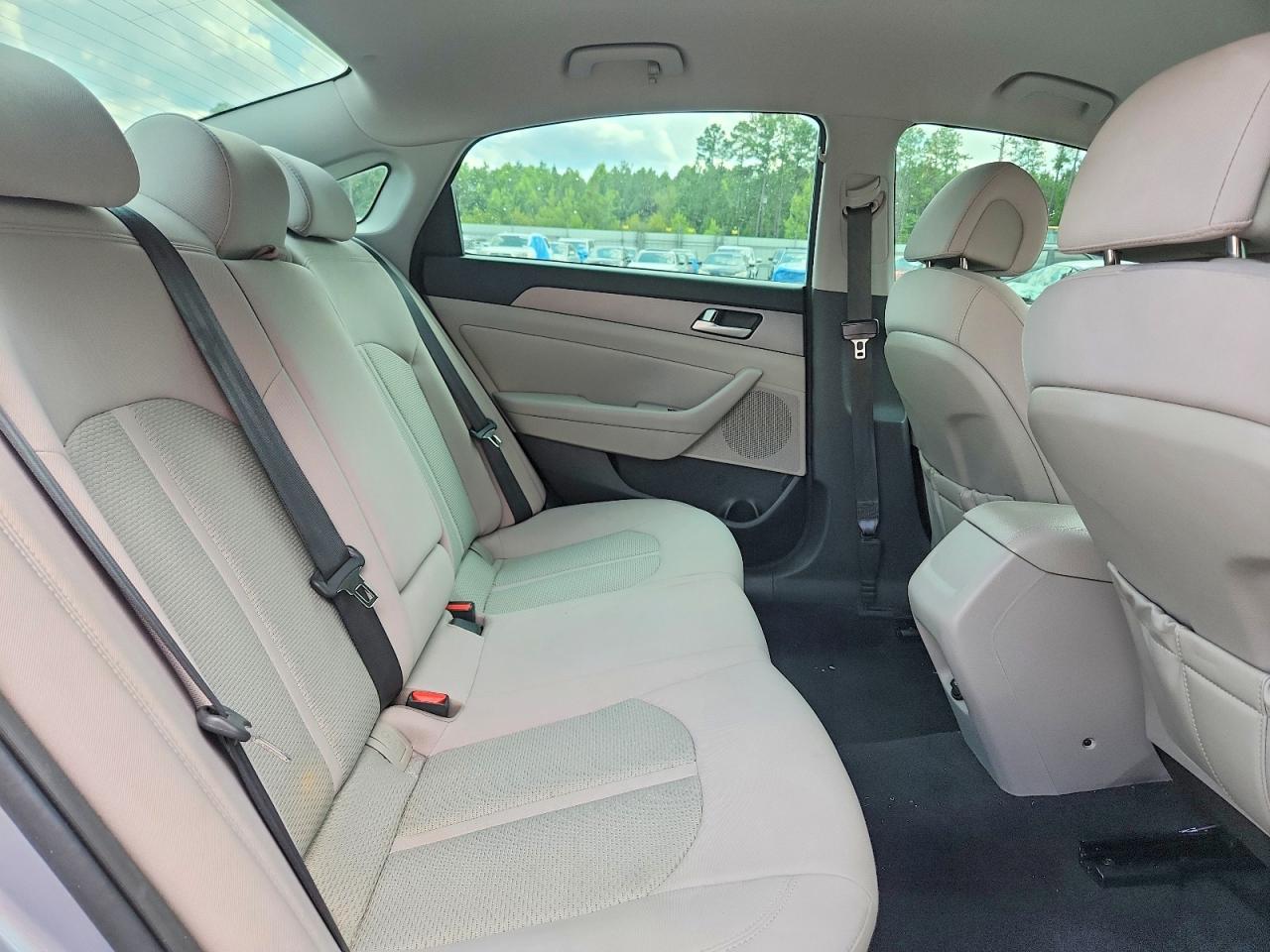 2015 Hyundai Sonata Se Silver vin: 5NPE24AF8FH186943