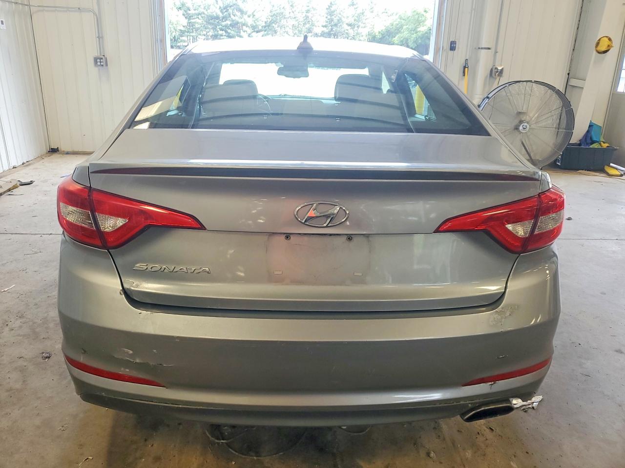 2015 Hyundai Sonata Se Silver vin: 5NPE24AF8FH210206