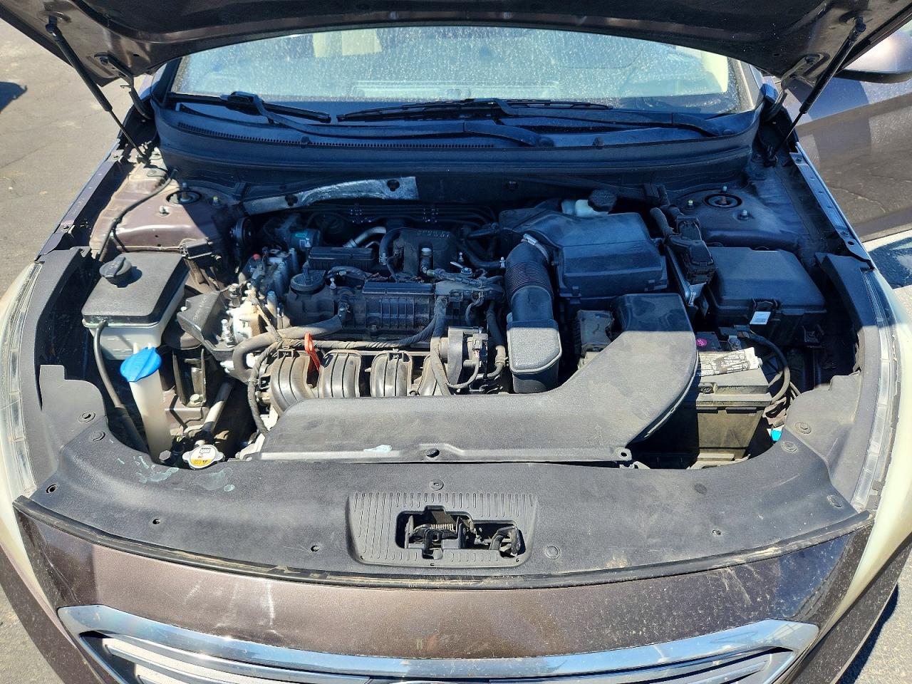2015 Hyundai Sonata Se Brown vin: 5NPE24AF8FH229631