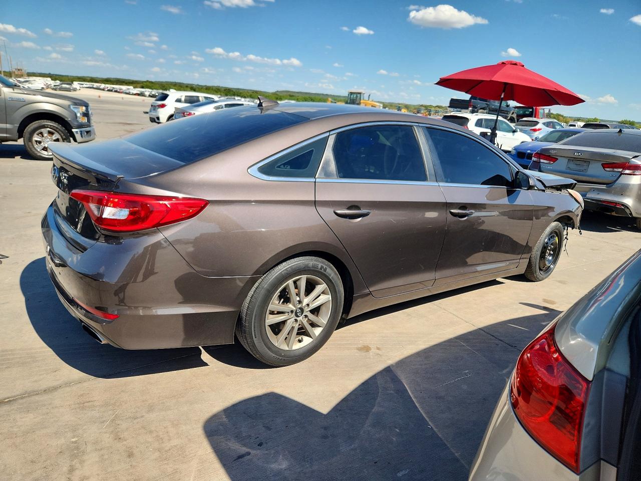 2015 Hyundai Sonata Se Brown vin: 5NPE24AF8FH235400