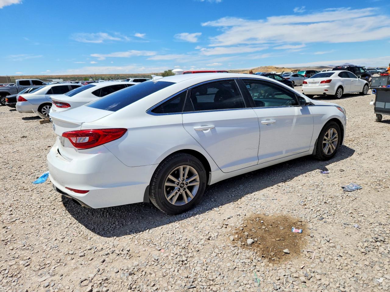 2015 Hyundai Sonata Se White vin: 5NPE24AF8FH237647