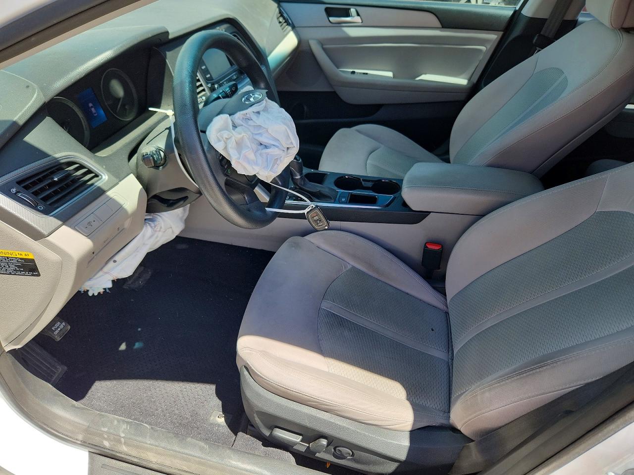 2015 Hyundai Sonata Se White vin: 5NPE24AF8FH237647