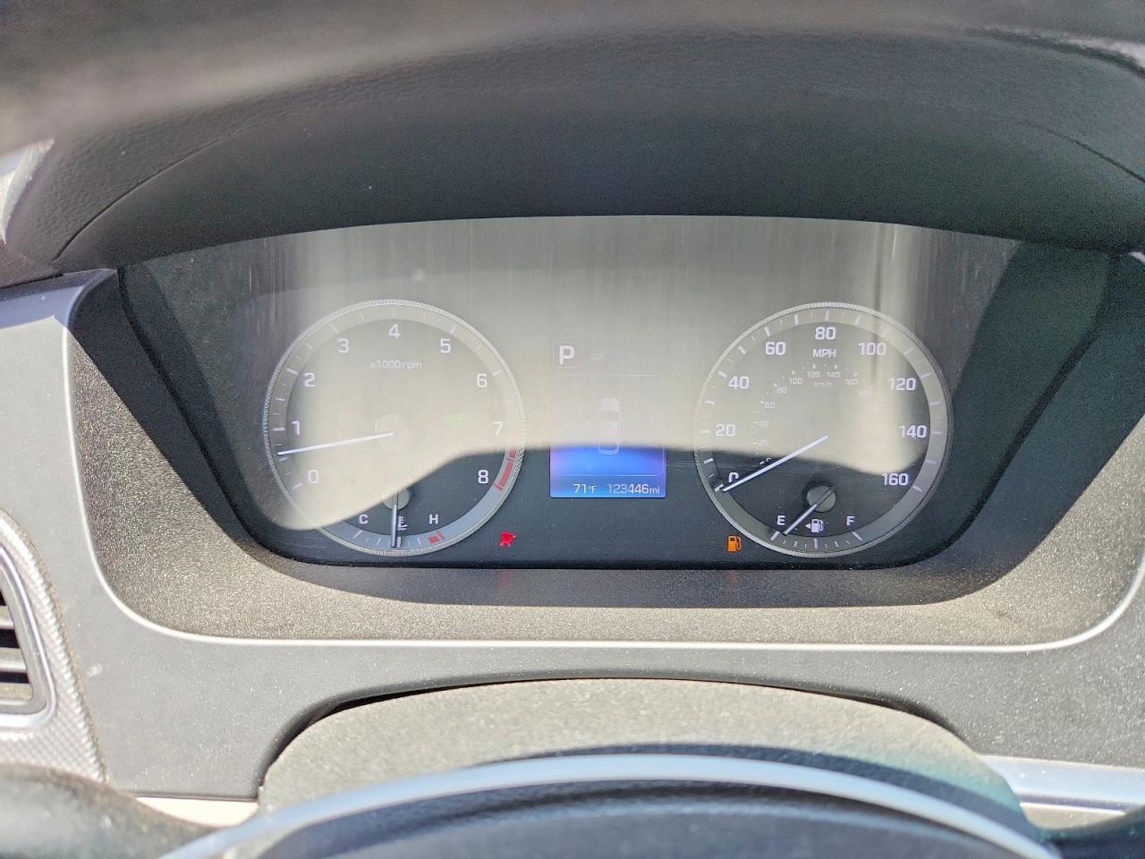 2015 Hyundai Sonata Se White vin: 5NPE24AF8FH237647
