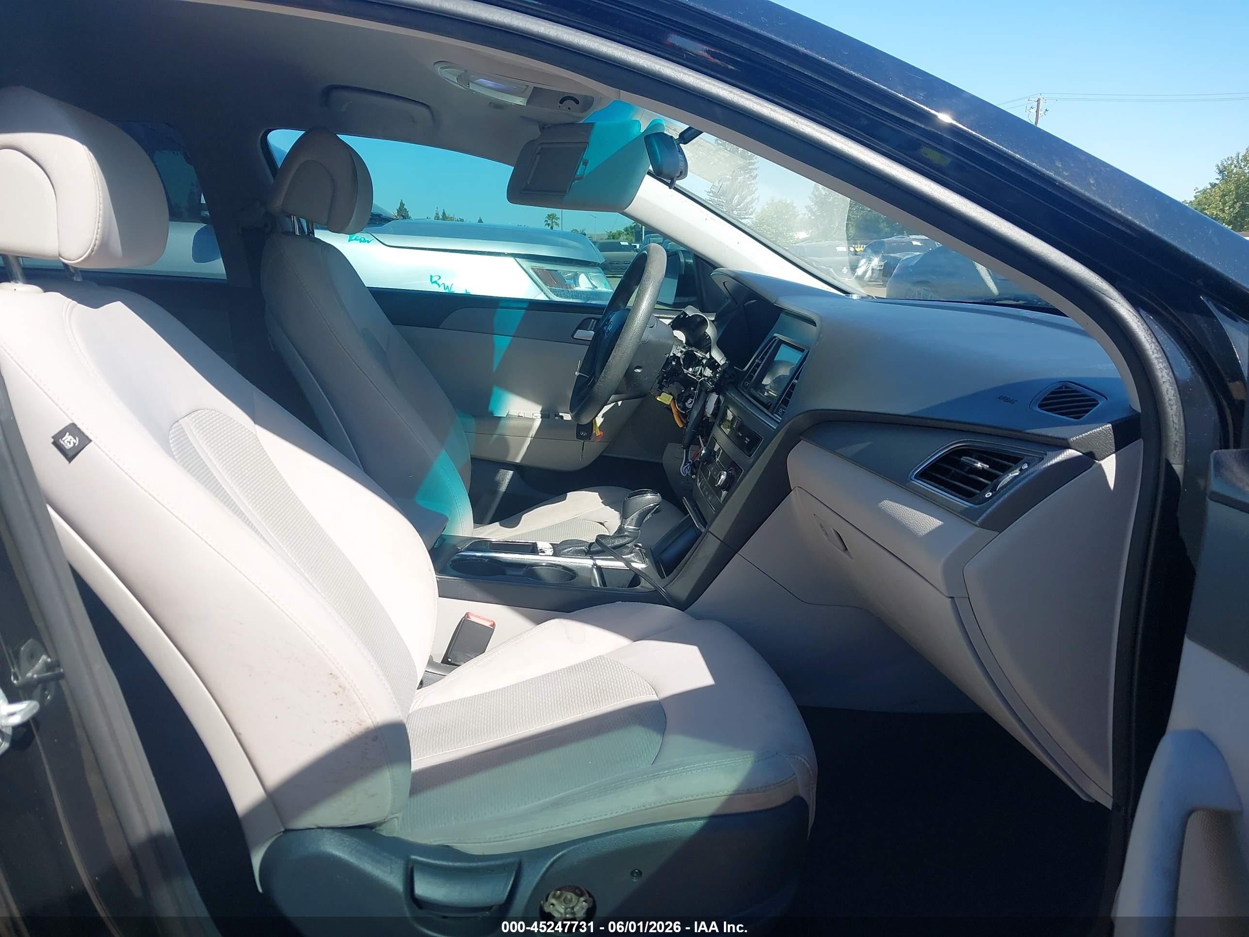 2015 Hyundai Sonata Se Black vin: 5NPE24AF8FH243528