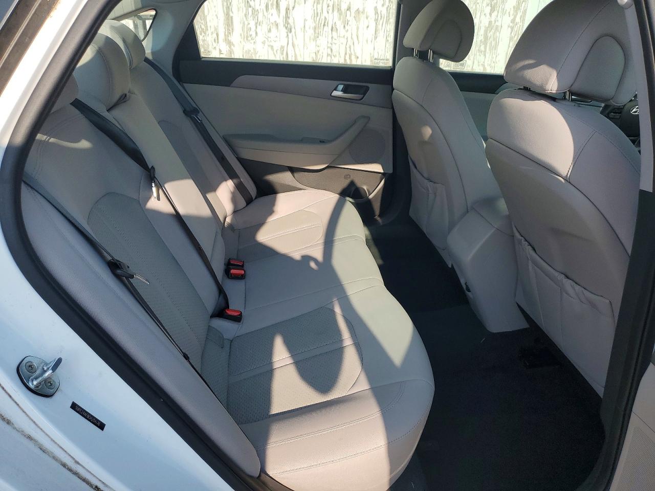 2016 Hyundai Sonata Se White vin: 5NPE24AF8GH284176