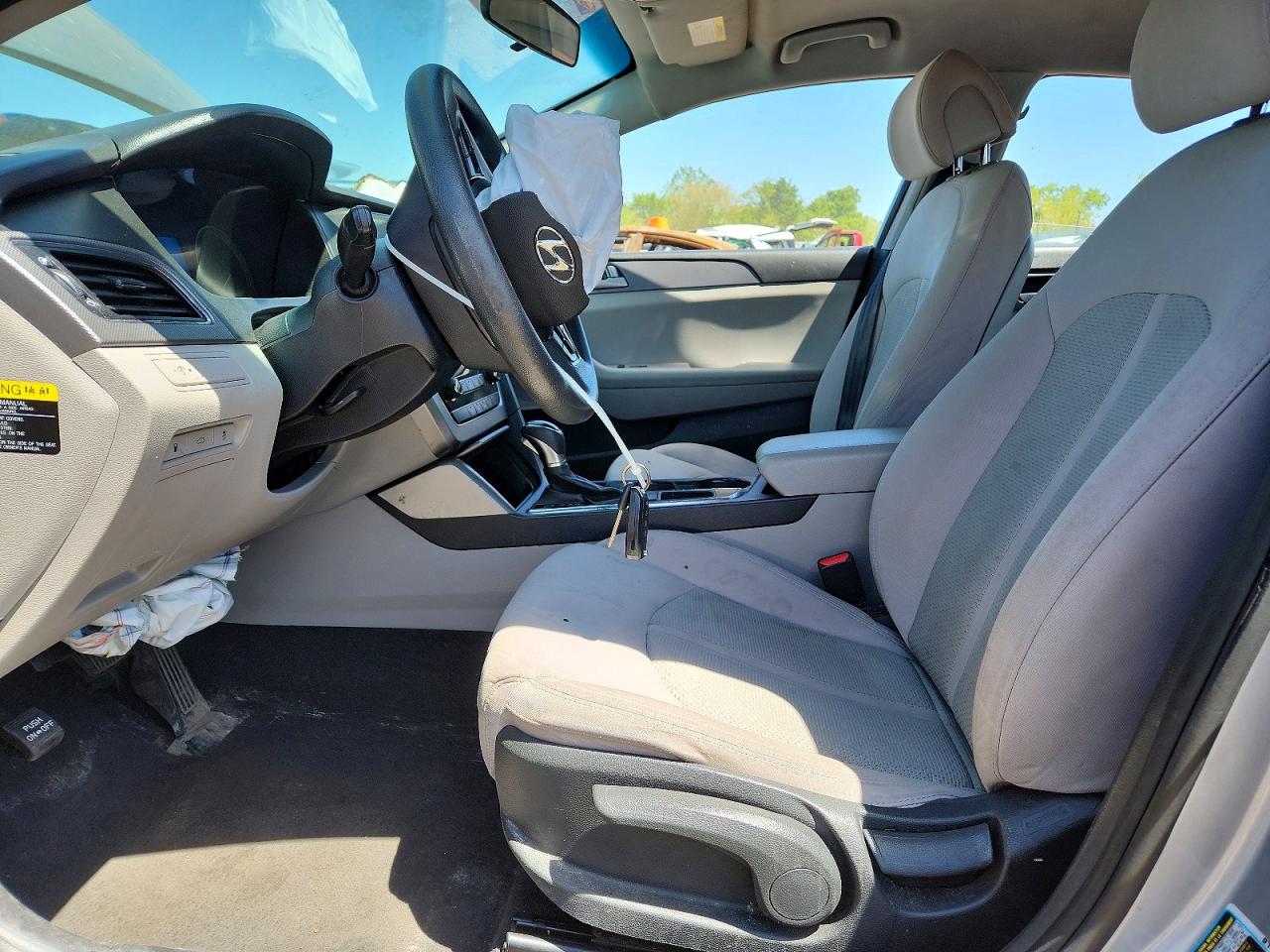 2017 Hyundai Sonata Silver vin: 5NPE24AF8HH548966