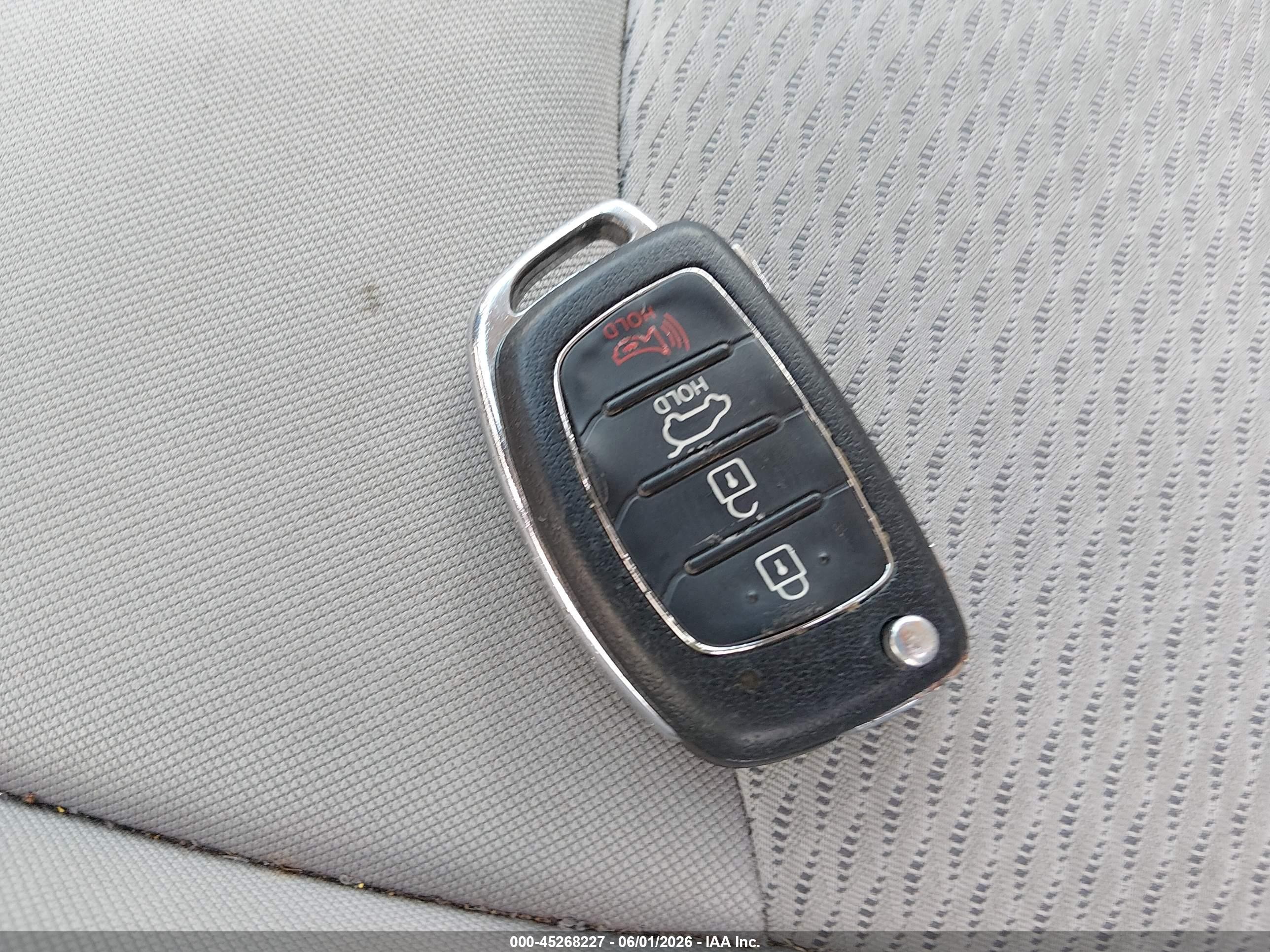2017 Hyundai Sonata   Красный vin: 5NPE24AF8HH582762