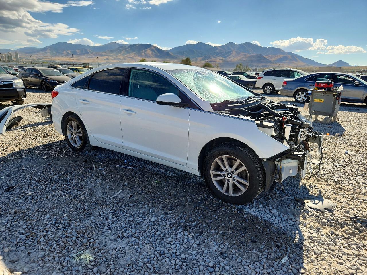 2015 Hyundai Sonata Se White vin: 5NPE24AF9FH015893