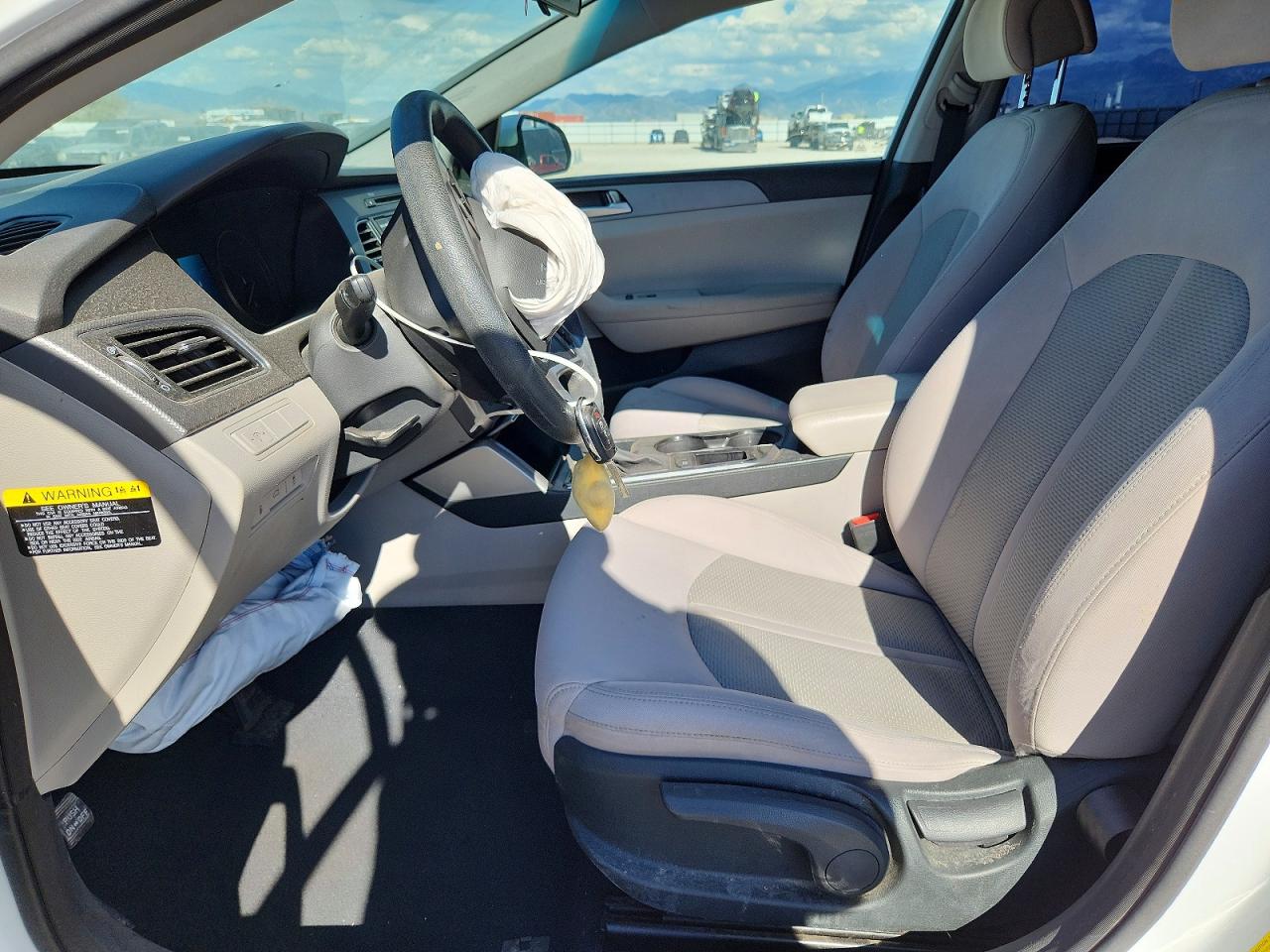 2015 Hyundai Sonata Se White vin: 5NPE24AF9FH015893
