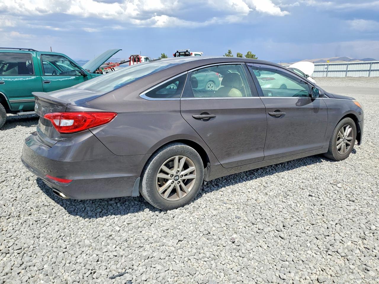 2015 Hyundai Sonata Se Brown vin: 5NPE24AF9FH026909