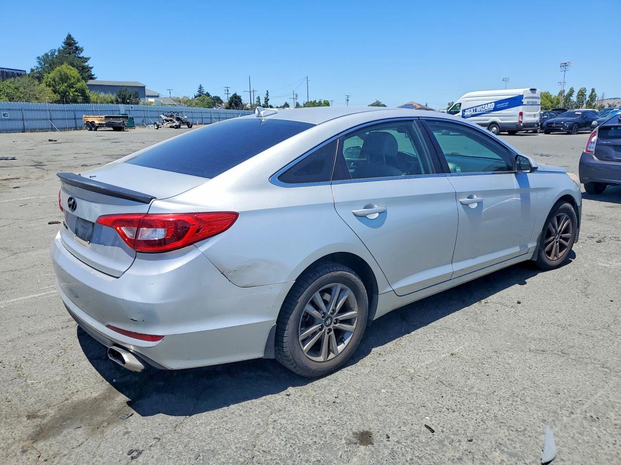 2015 Hyundai Sonata Se Silver vin: 5NPE24AF9FH039174