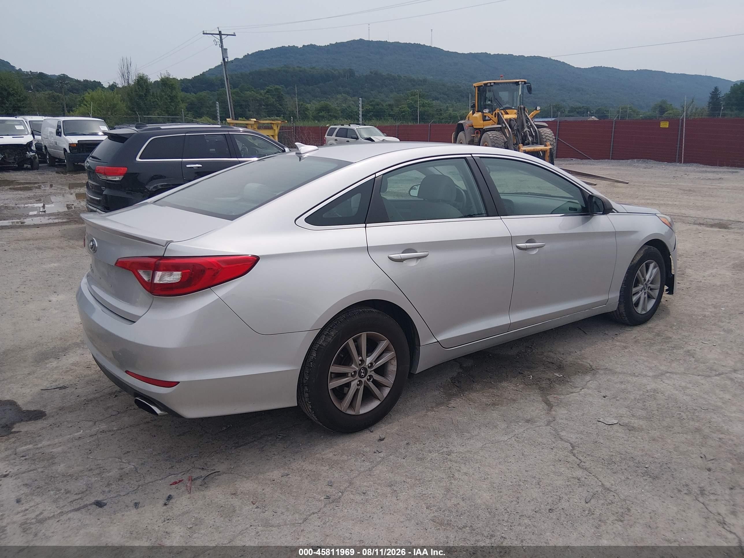2015 Hyundai Sonata Se Silver vin: 5NPE24AF9FH040325