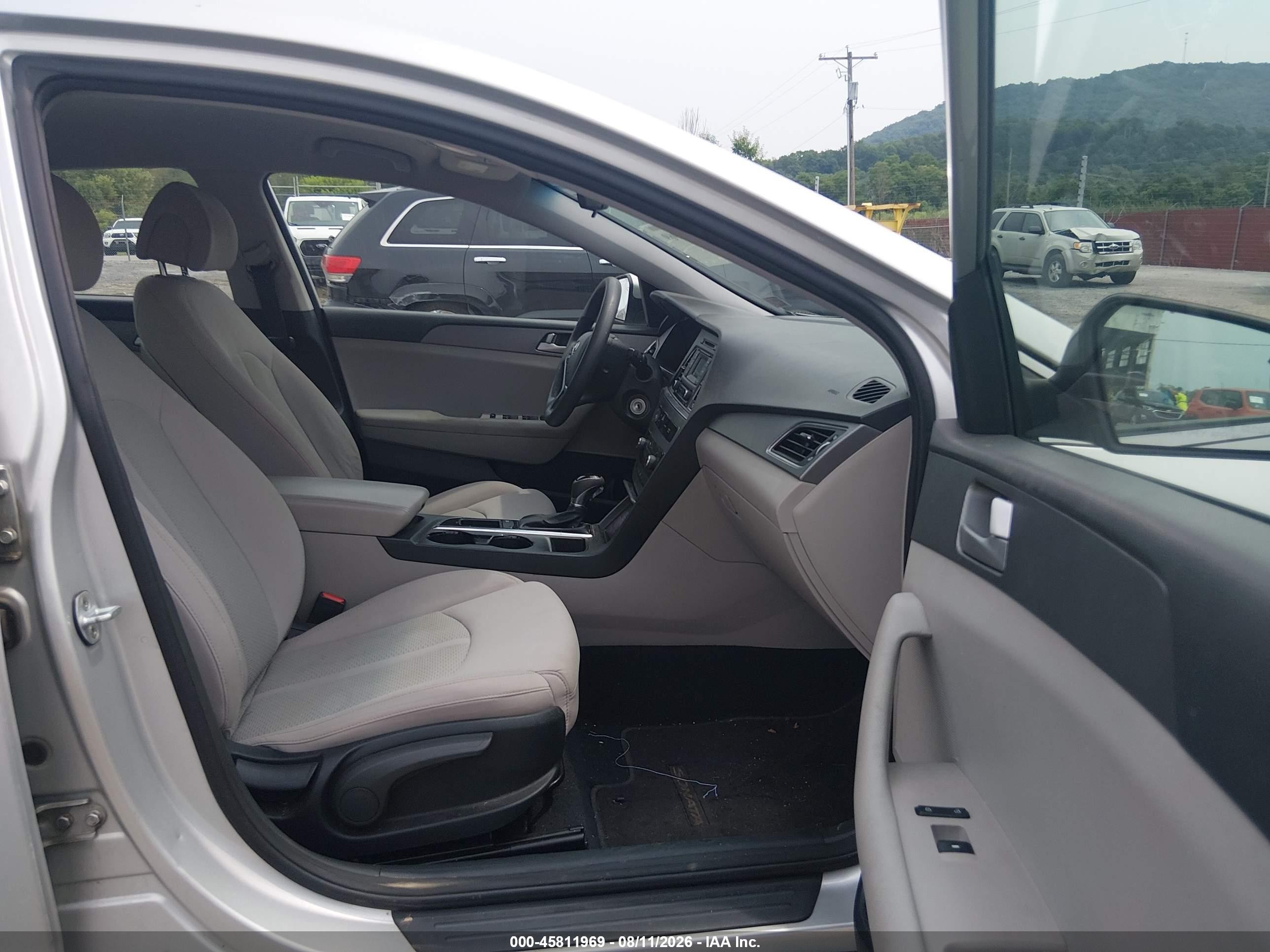 2015 Hyundai Sonata Se Silver vin: 5NPE24AF9FH040325