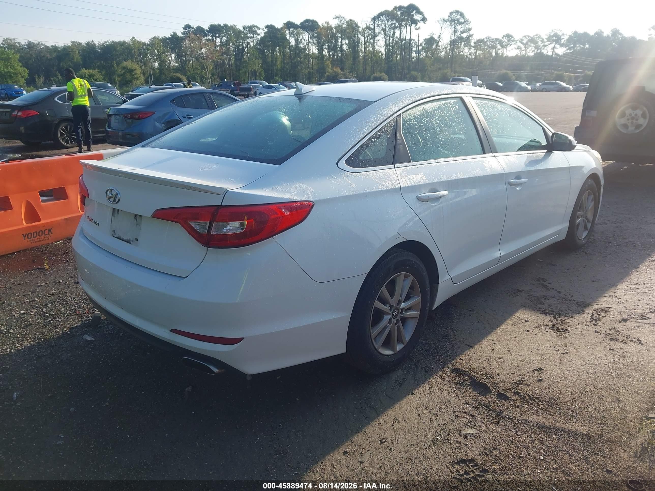 2015 Hyundai Sonata Se White vin: 5NPE24AF9FH042446