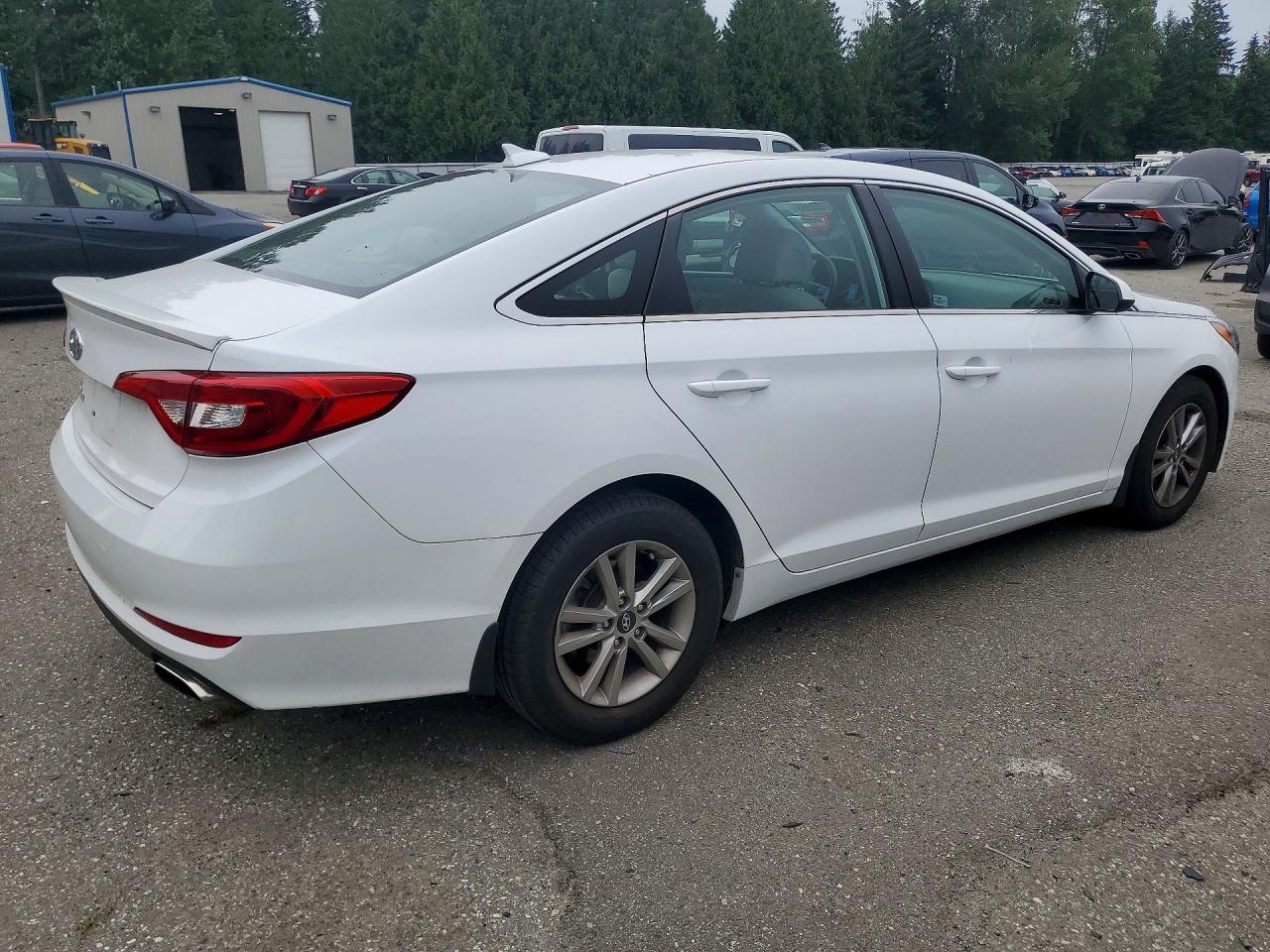 2015 Hyundai Sonata Se White vin: 5NPE24AF9FH044732