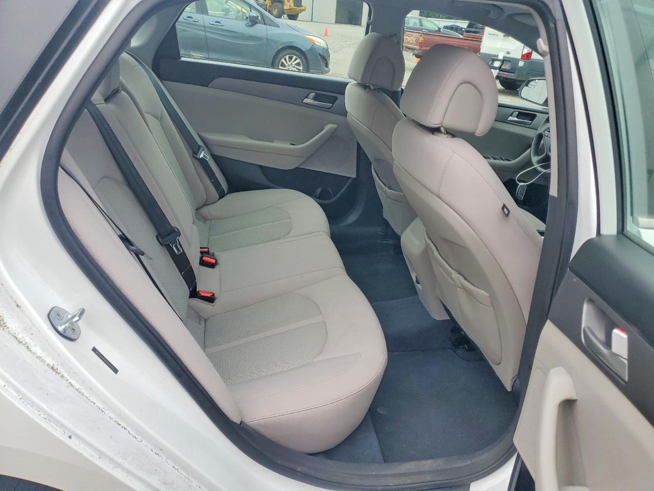 2015 Hyundai Sonata Se White vin: 5NPE24AF9FH044732