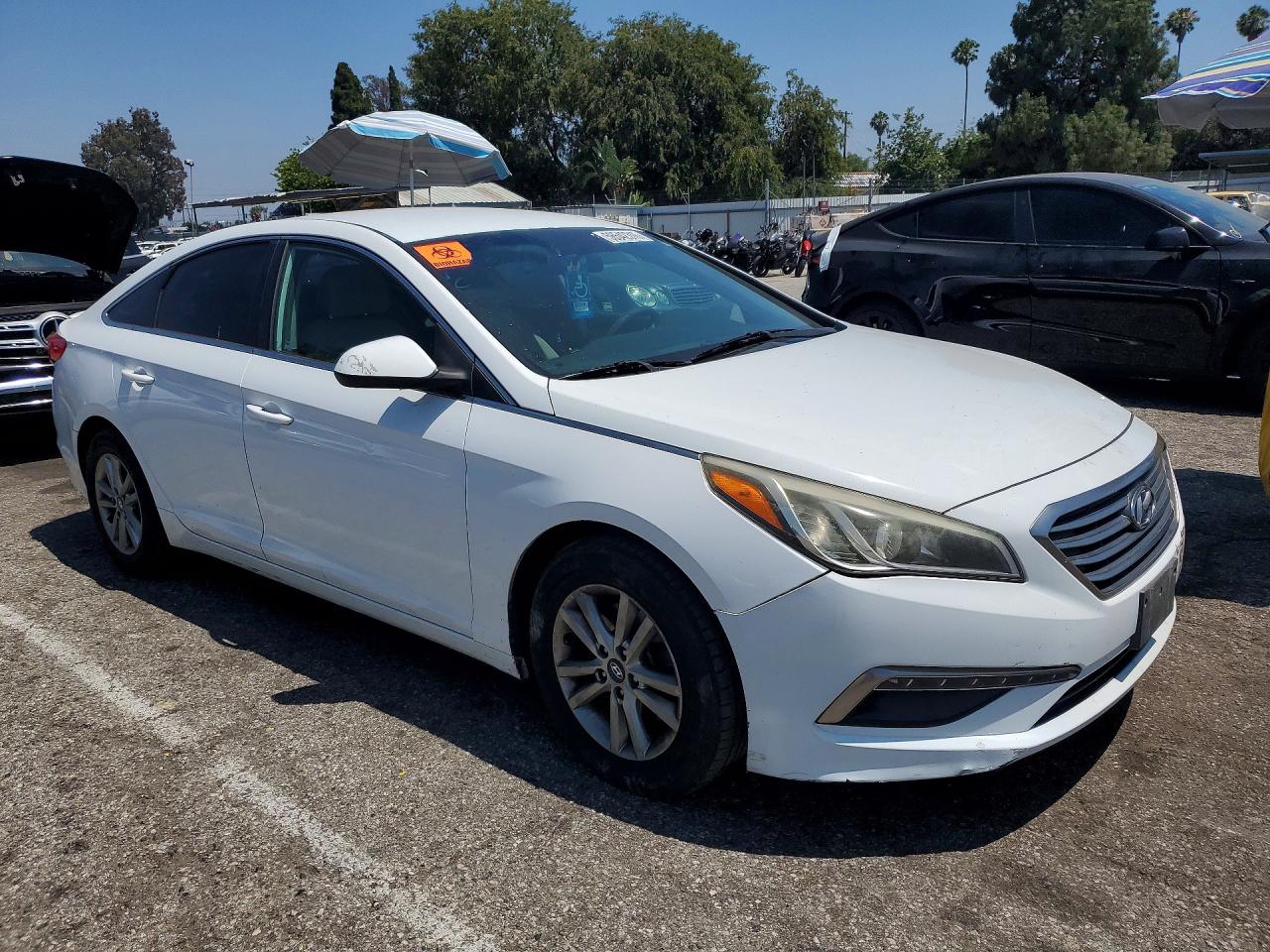 2015 Hyundai Sonata Se White vin: 5NPE24AF9FH068321