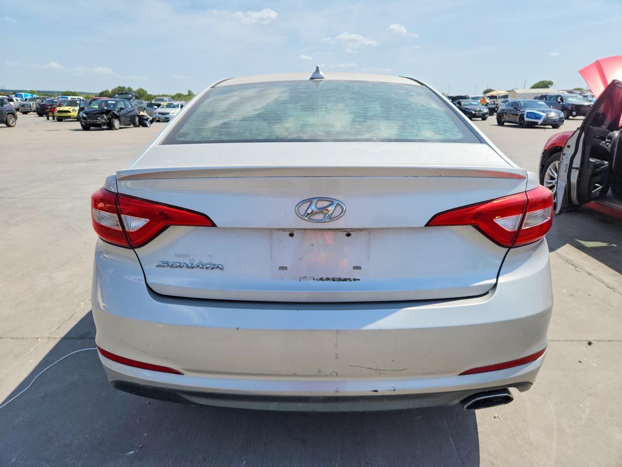 2015 Hyundai Sonata Se Silver vin: 5NPE24AF9FH081117