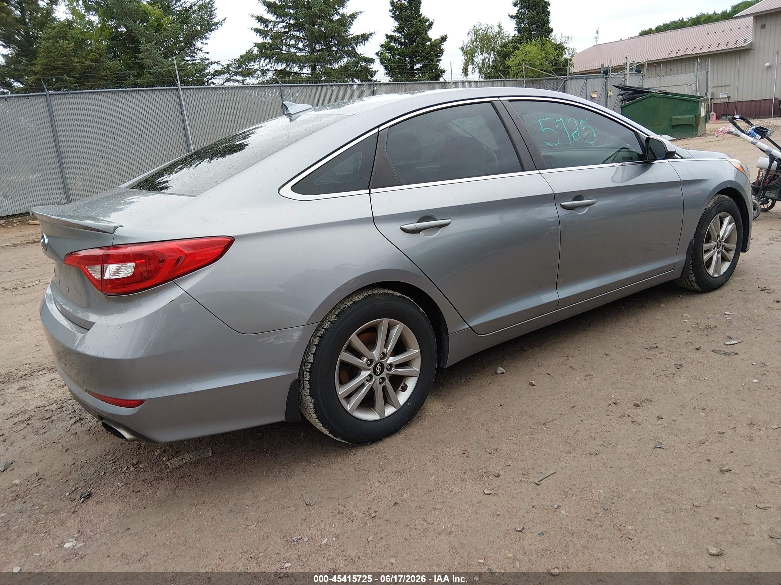 2015 Hyundai Sonata Se Silver vin: 5NPE24AF9FH091209