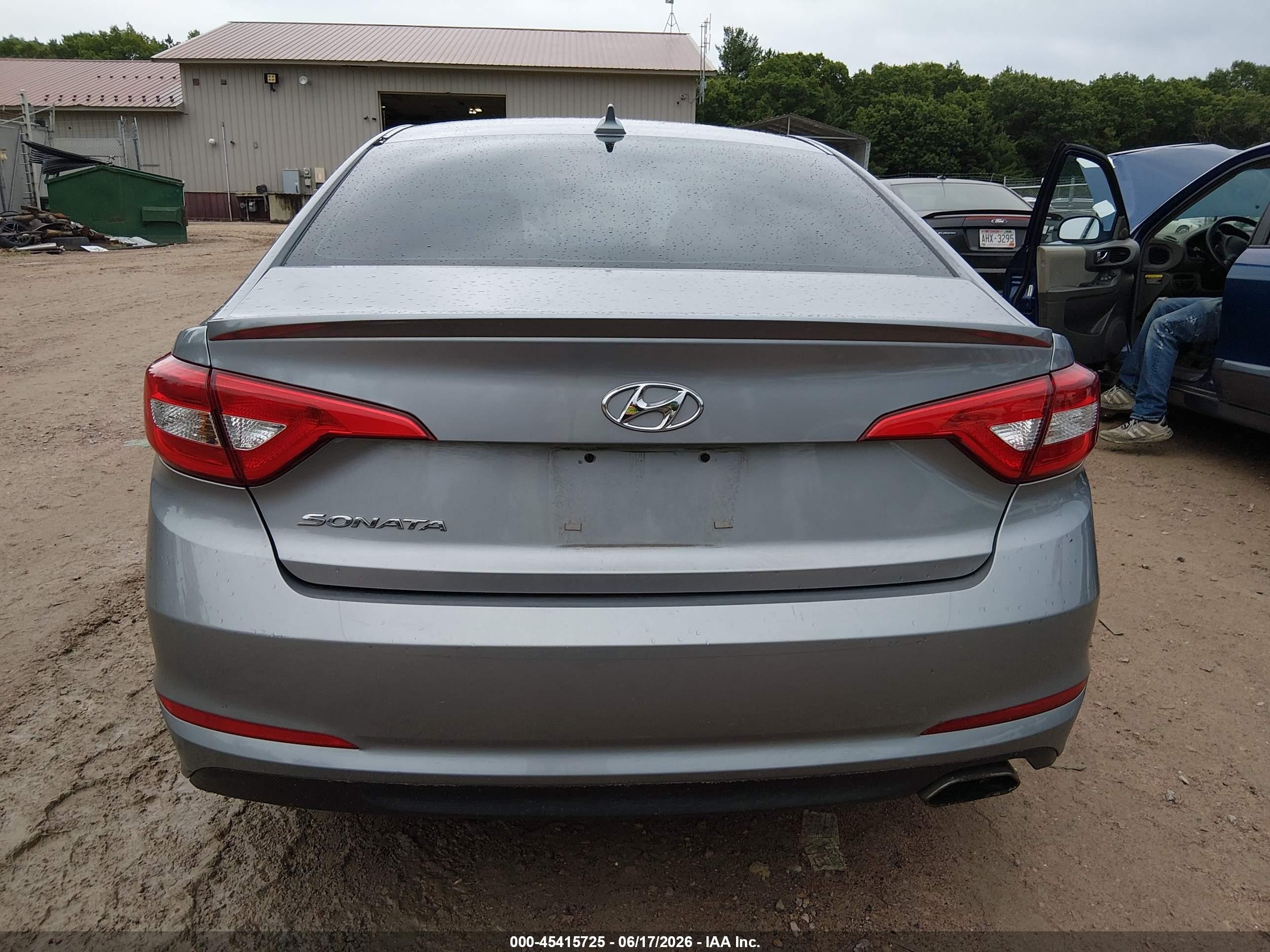 2015 Hyundai Sonata Se Silver vin: 5NPE24AF9FH091209