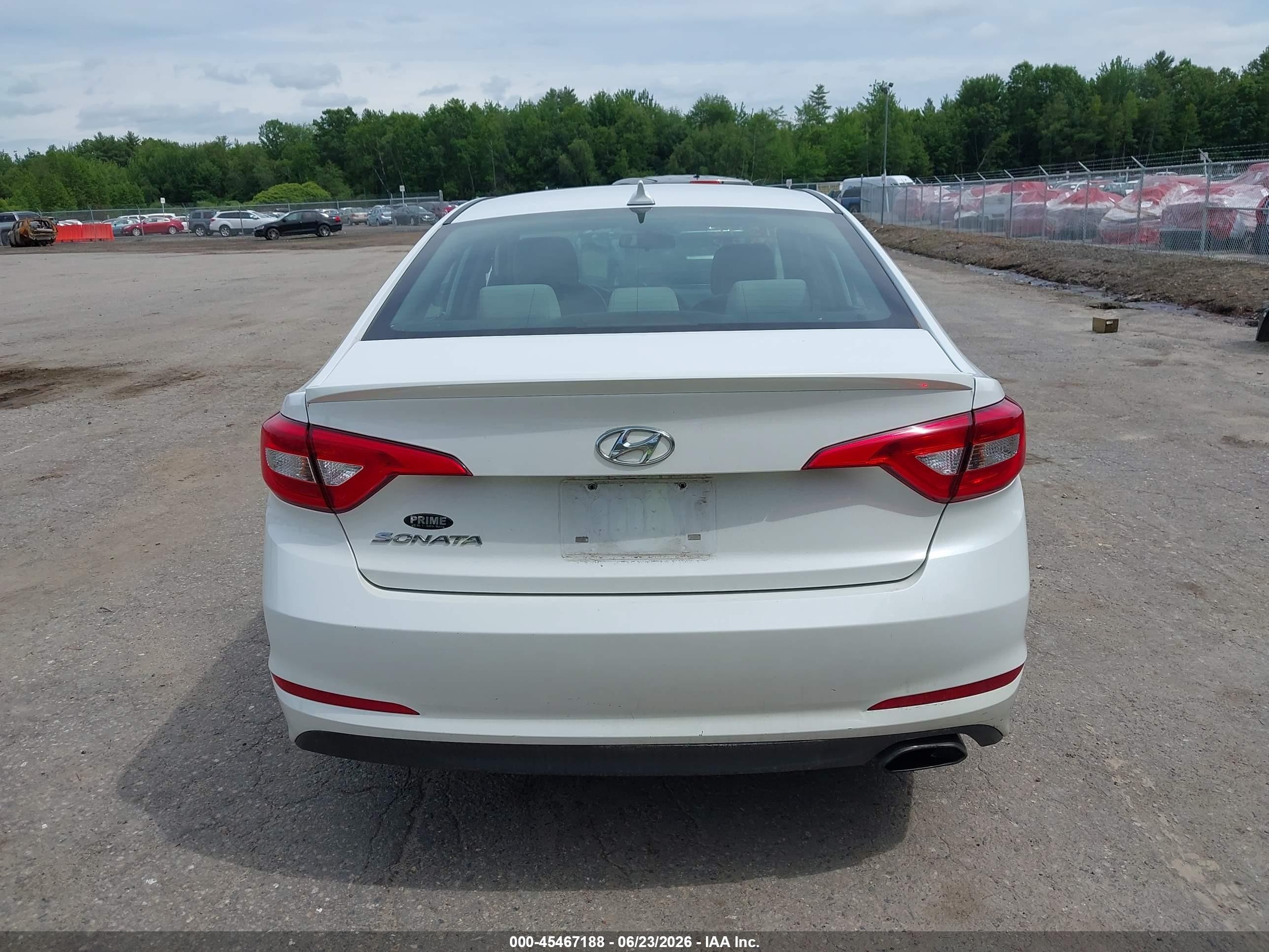 2015 Hyundai Sonata Se White vin: 5NPE24AF9FH122085