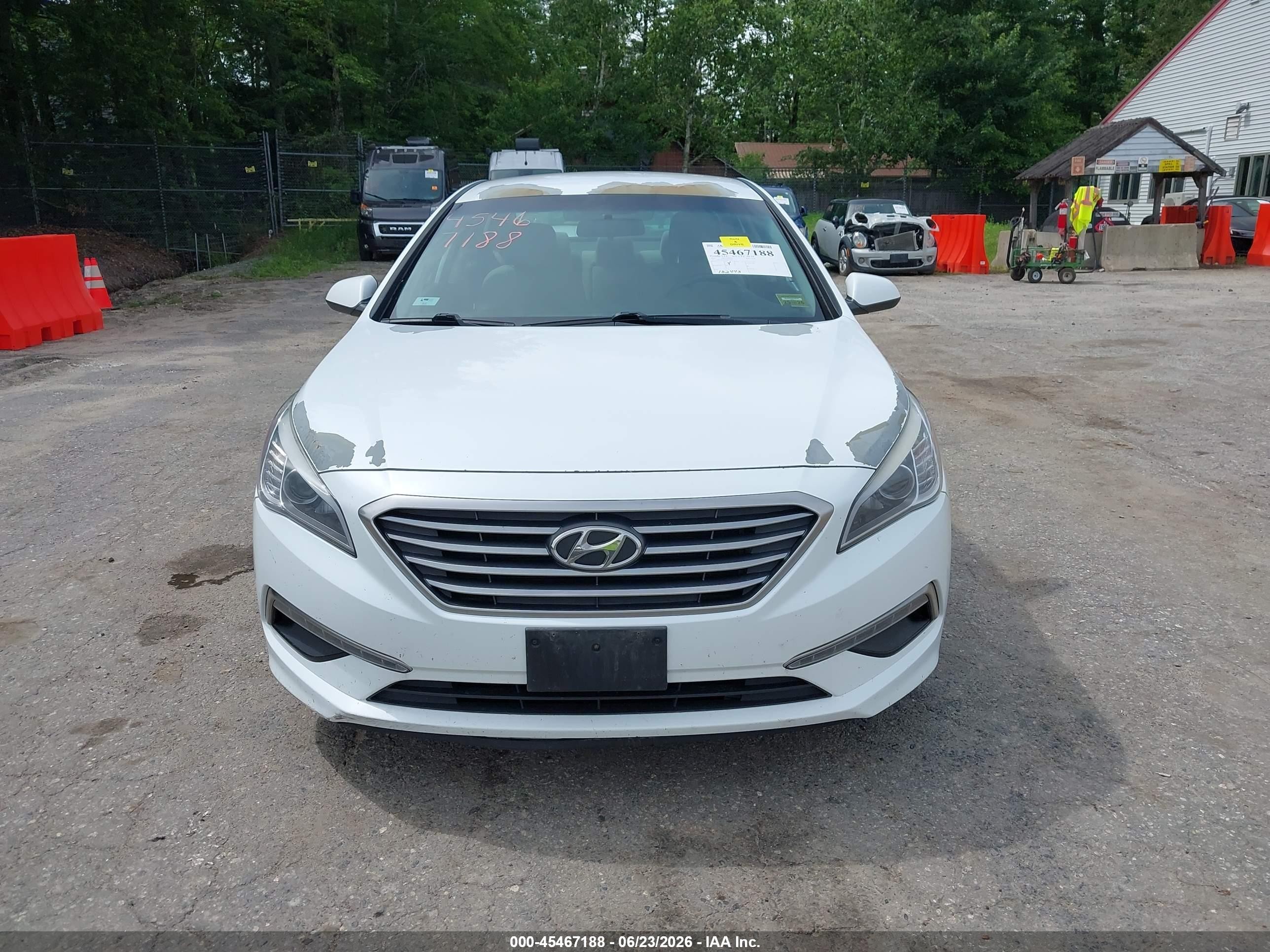 2015 Hyundai Sonata Se White vin: 5NPE24AF9FH122085