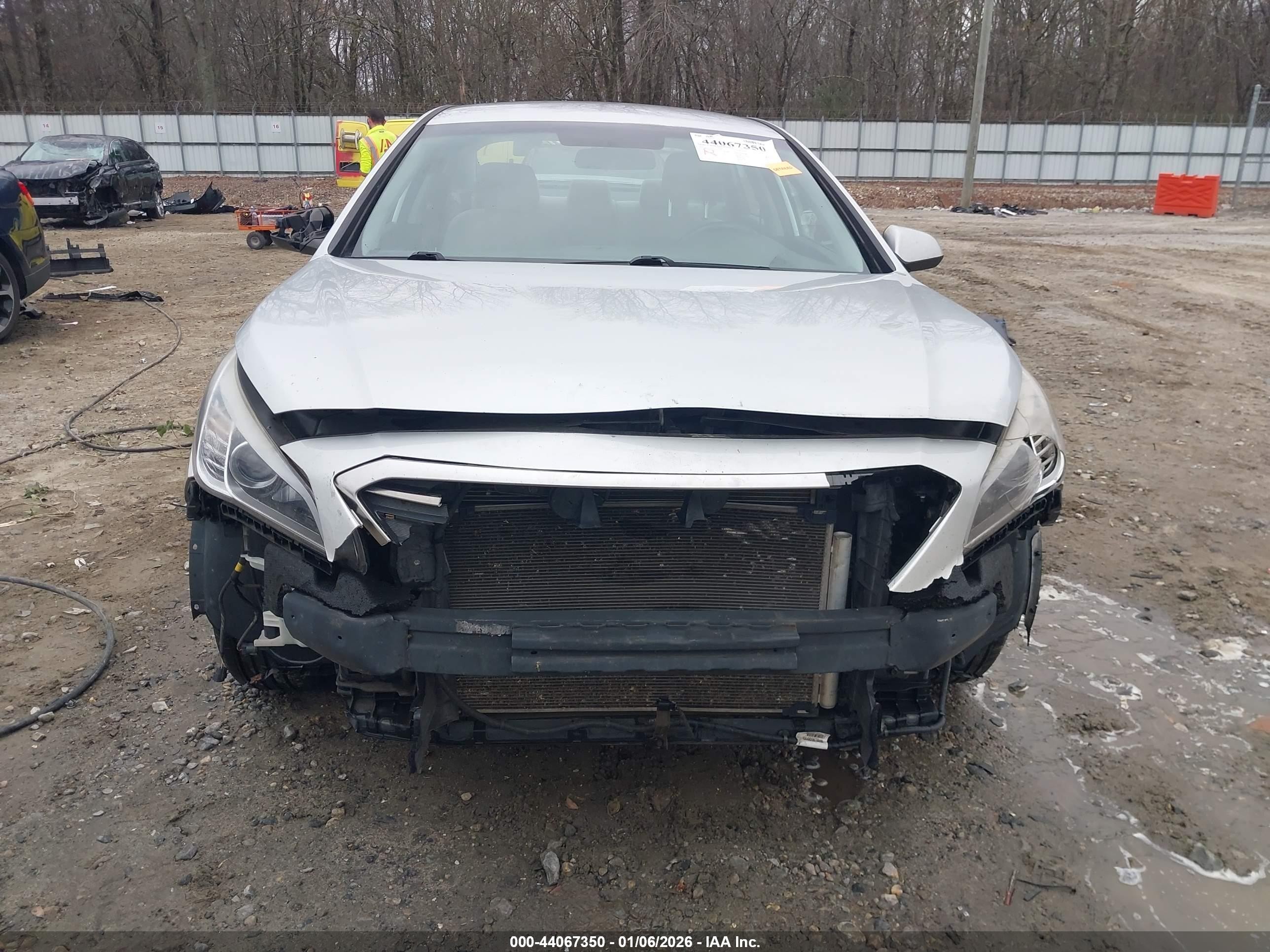 2015 Hyundai Sonata Se Silver vin: 5NPE24AF9FH124581