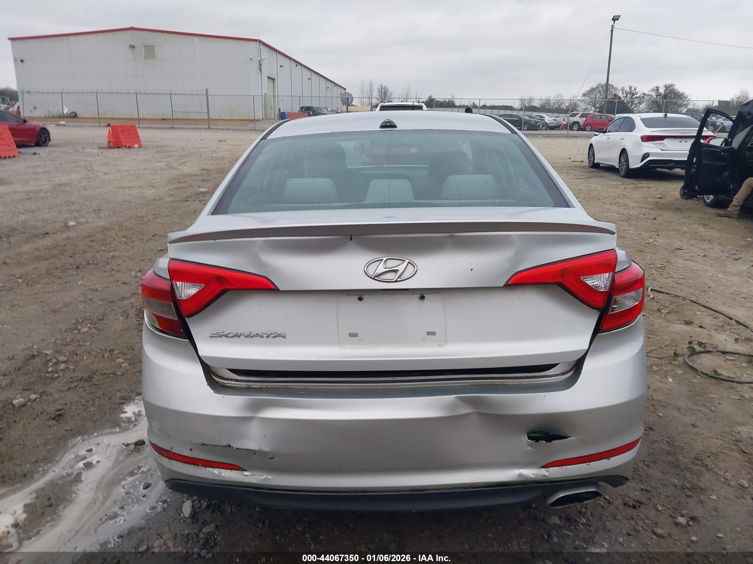 2015 Hyundai Sonata Se Silver vin: 5NPE24AF9FH124581