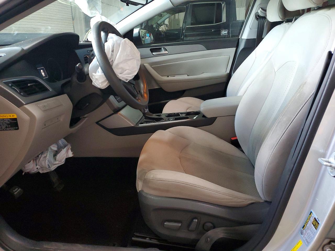 2015 Hyundai Sonata Se Silver vin: 5NPE24AF9FH166703