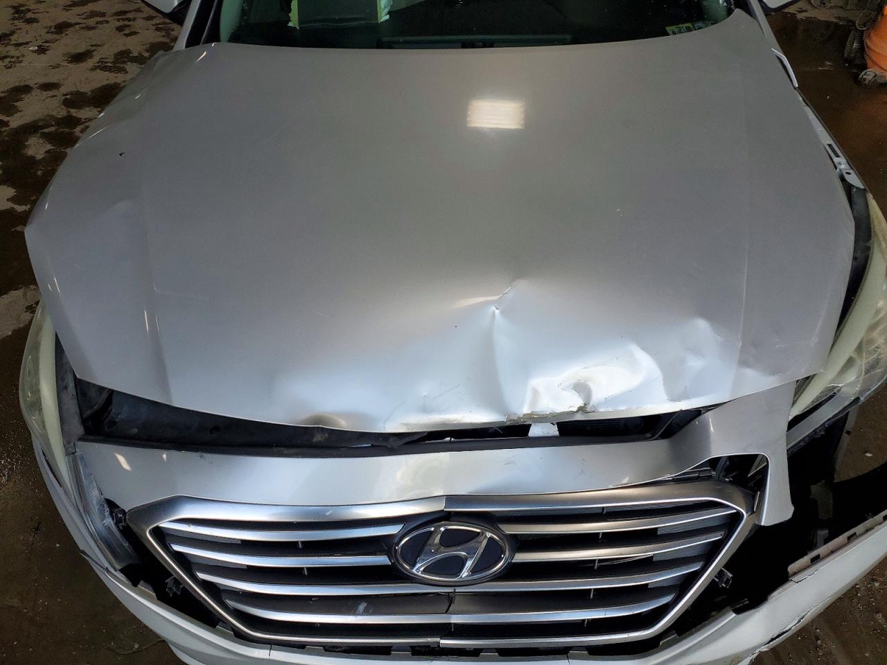 2015 Hyundai Sonata Se Silver vin: 5NPE24AF9FH166703