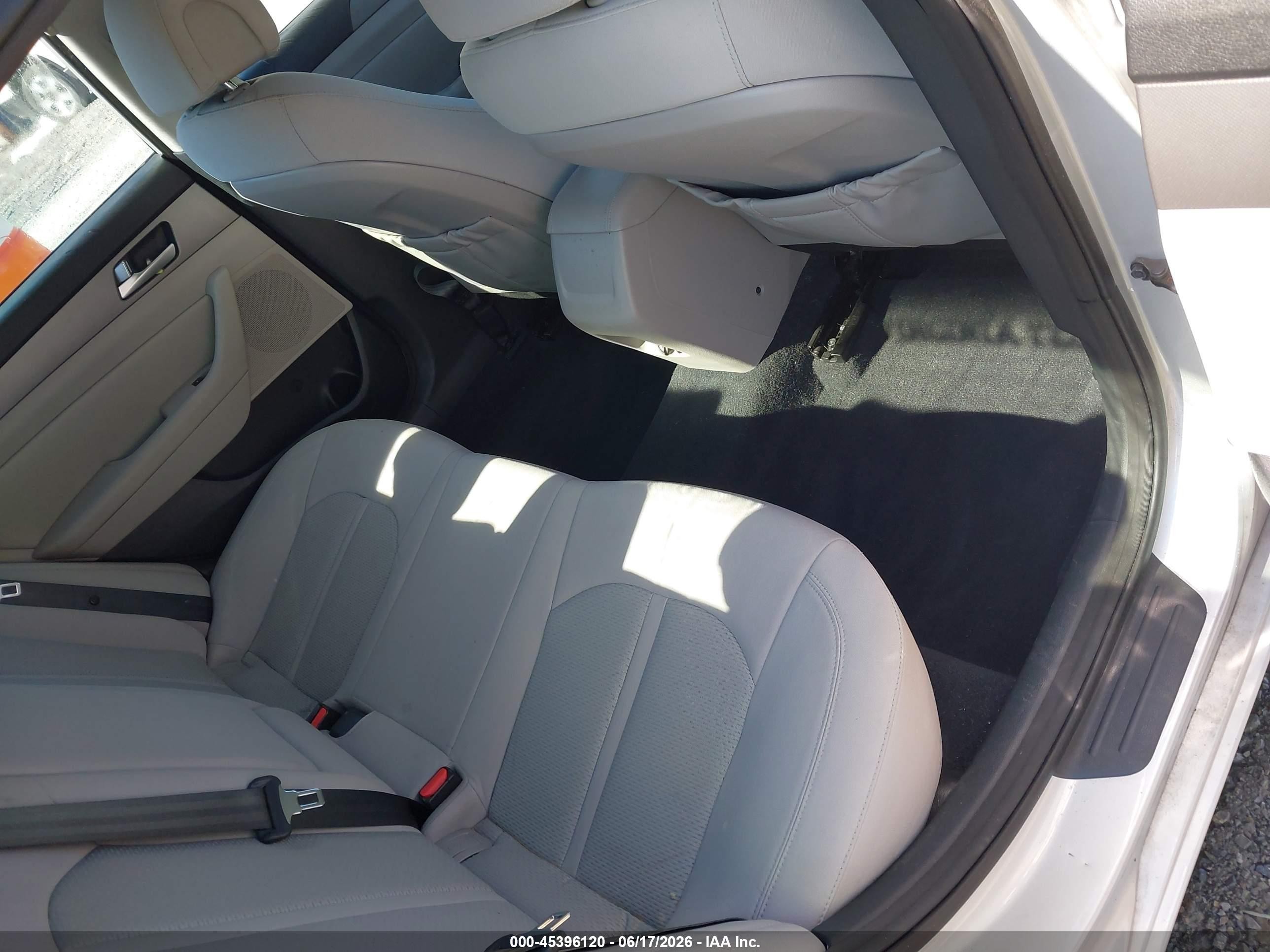 2015 Hyundai Sonata Se Silver vin: 5NPE24AF9FH174512