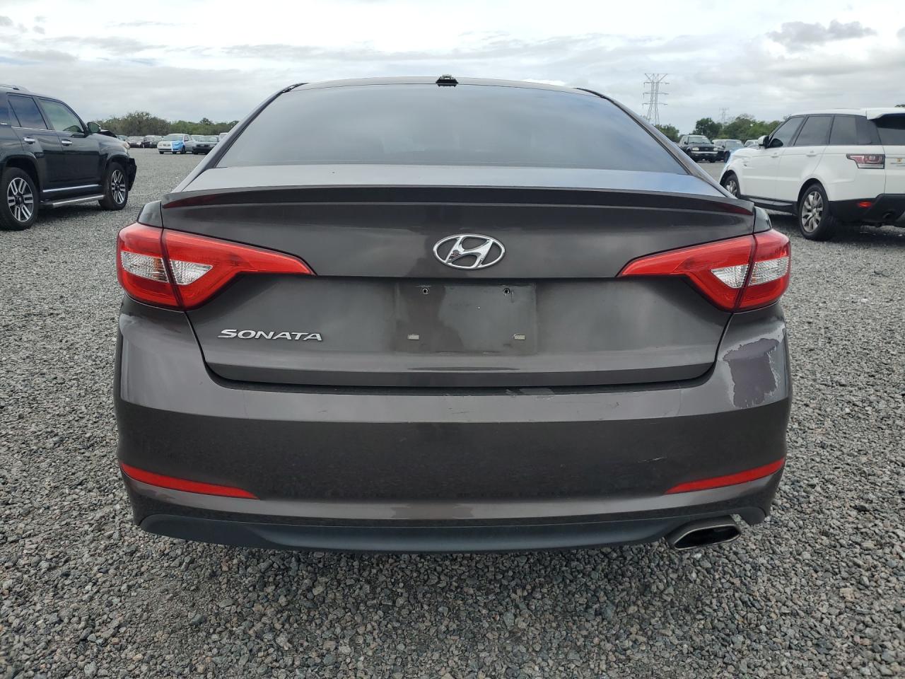 2015 Hyundai Sonata Se Brown vin: 5NPE24AF9FH175529