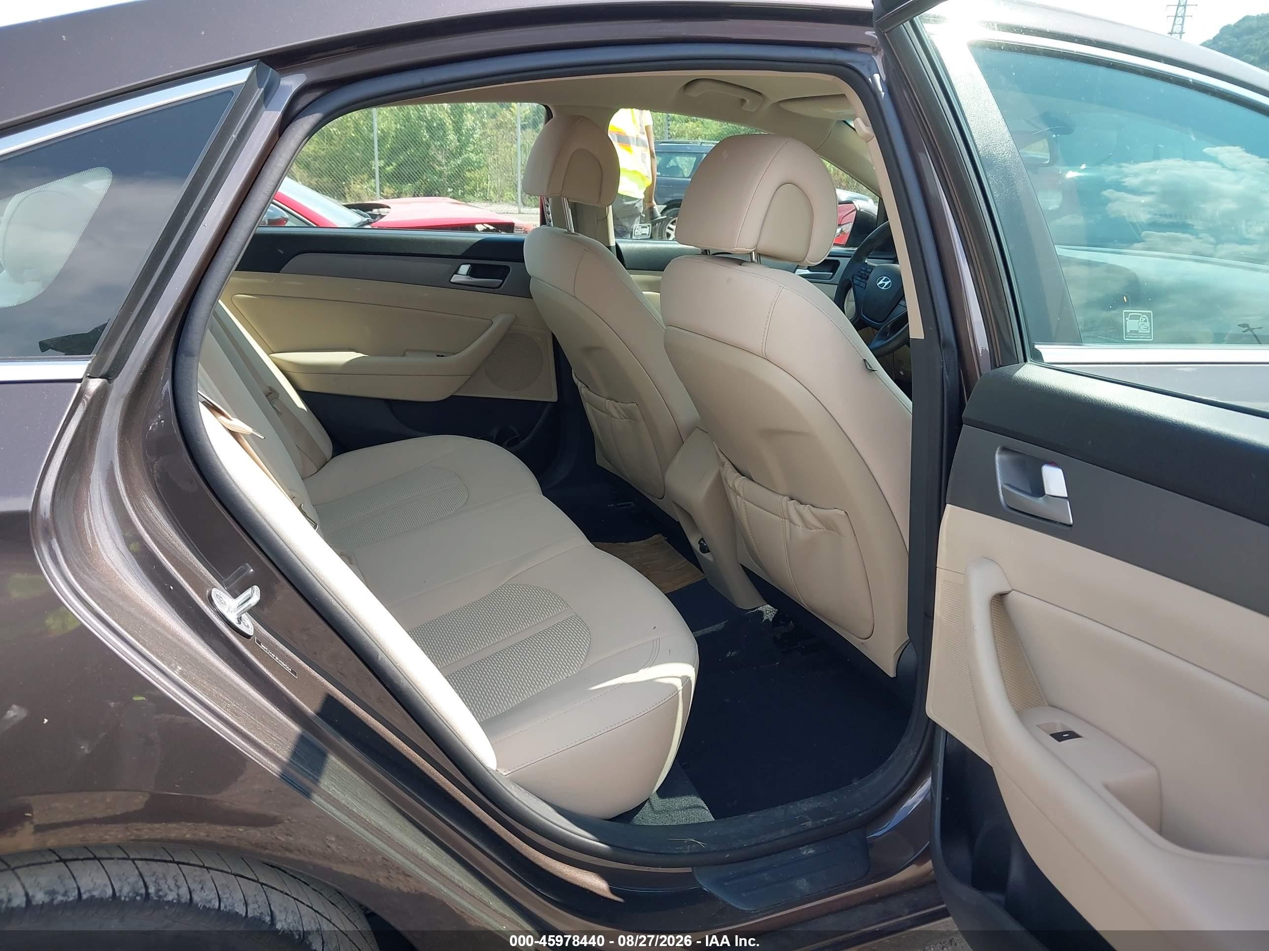 2015 Hyundai Sonata Se Brown vin: 5NPE24AF9FH184554