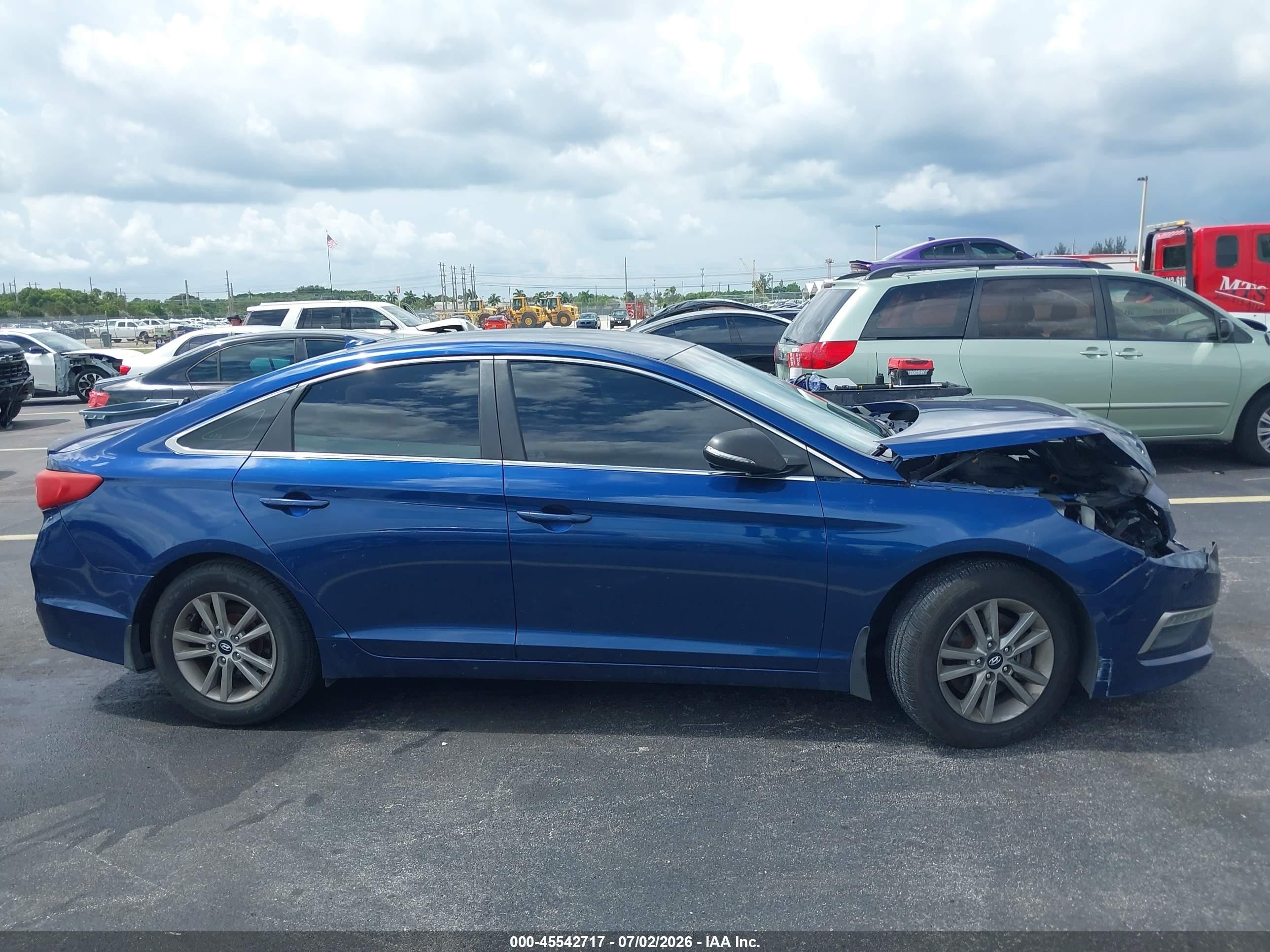 2015 Hyundai Sonata Se Blue vin: 5NPE24AF9FH185364