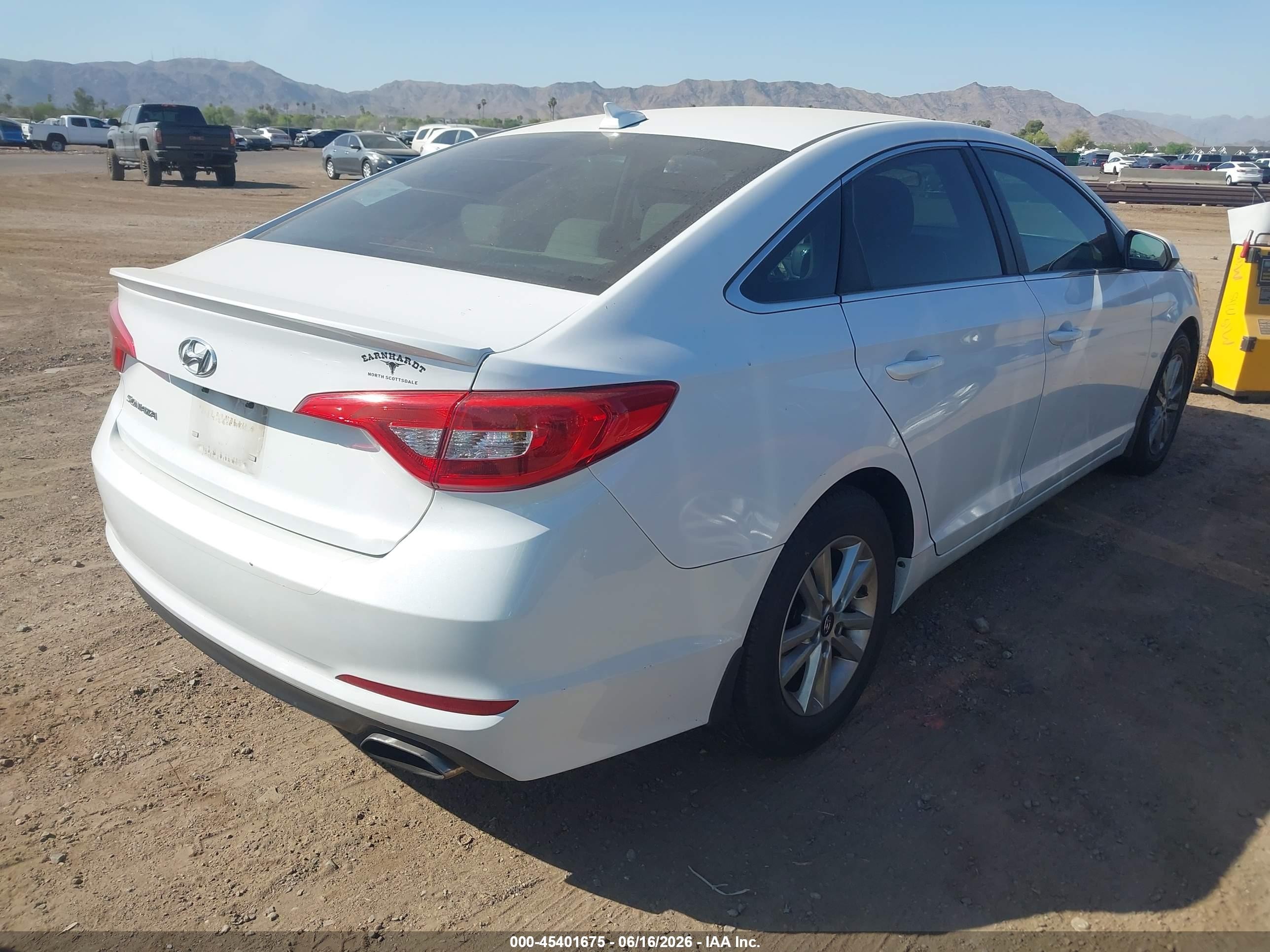 2015 Hyundai Sonata Se White vin: 5NPE24AF9FH187440