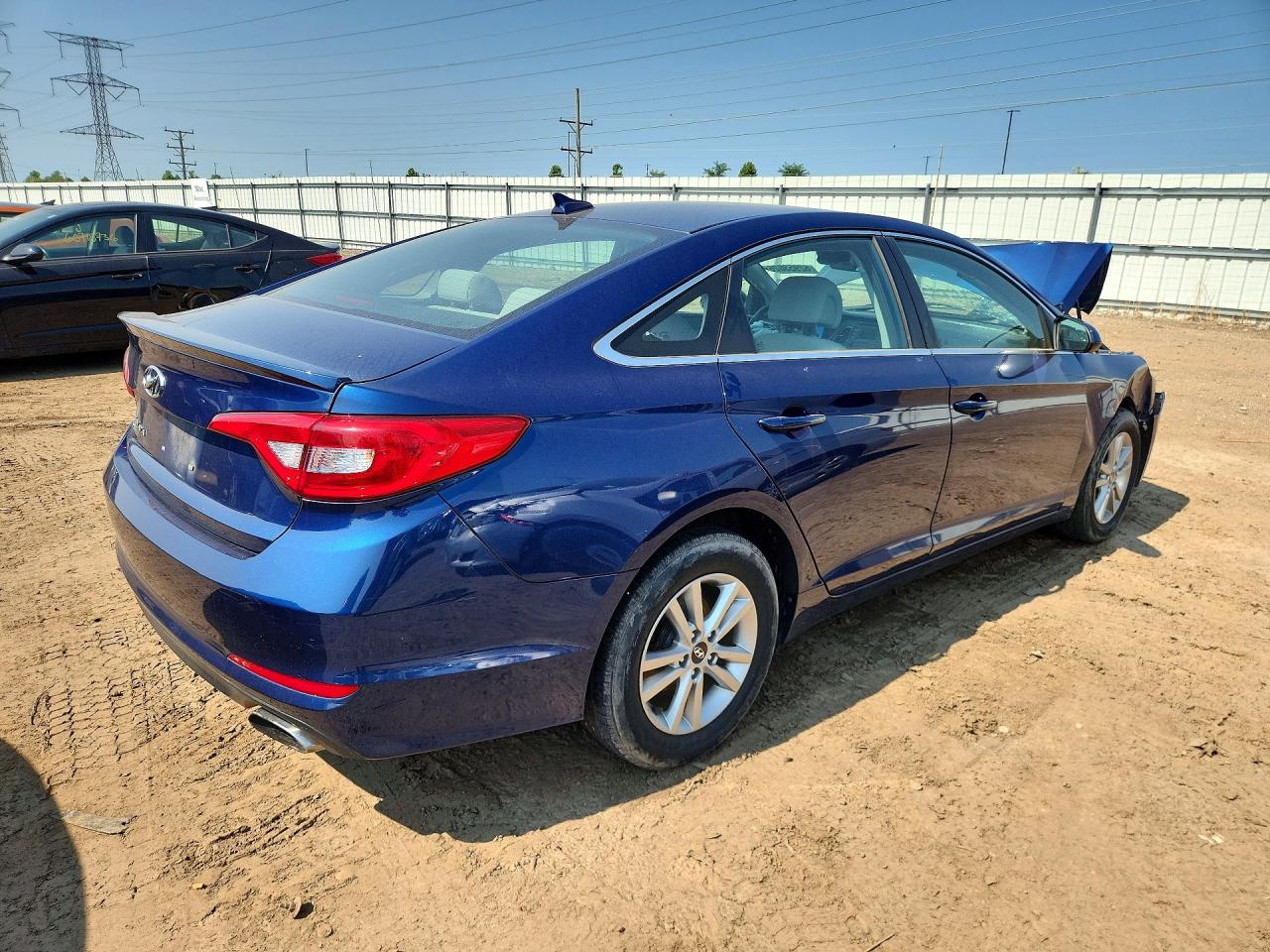 2015 Hyundai Sonata Se Blue vin: 5NPE24AF9FH201935